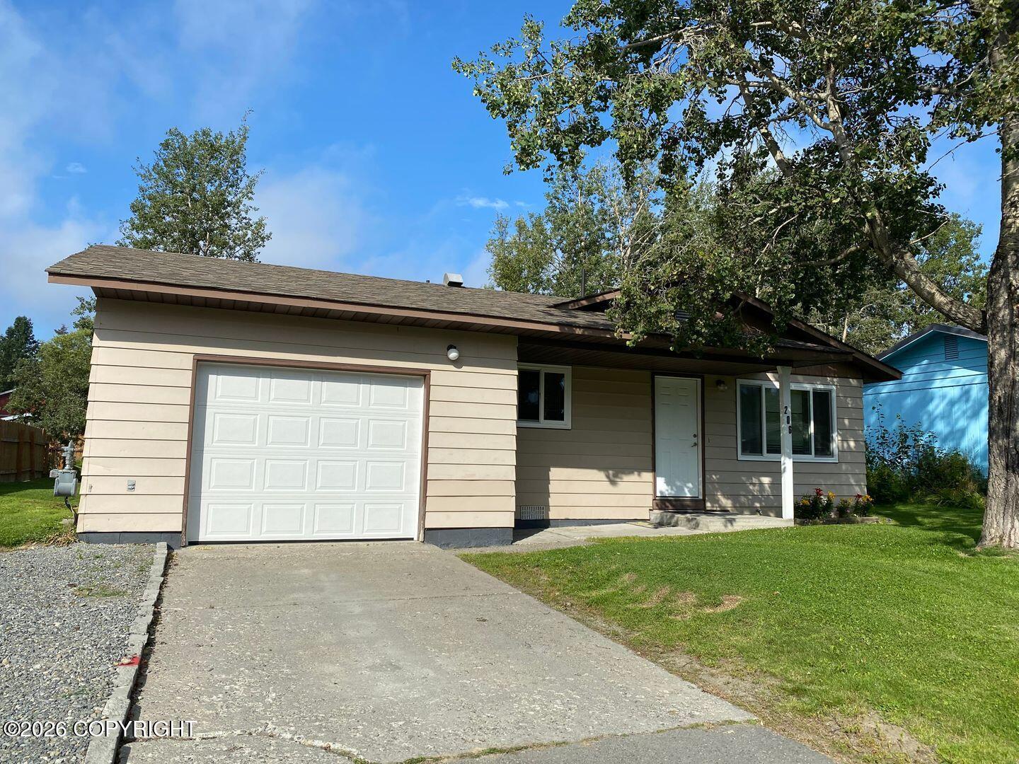 206 Sterling Court — photo