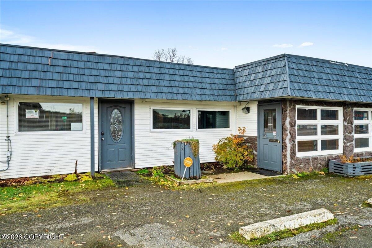 16966 W Parks Highway — photo