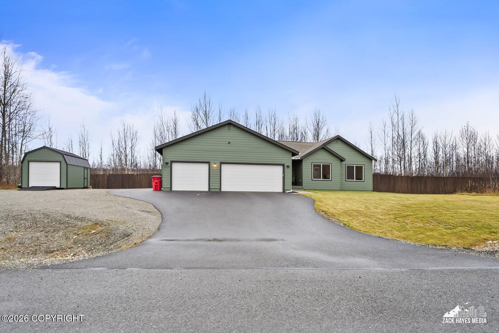 4110 E Zircon Circle — photo