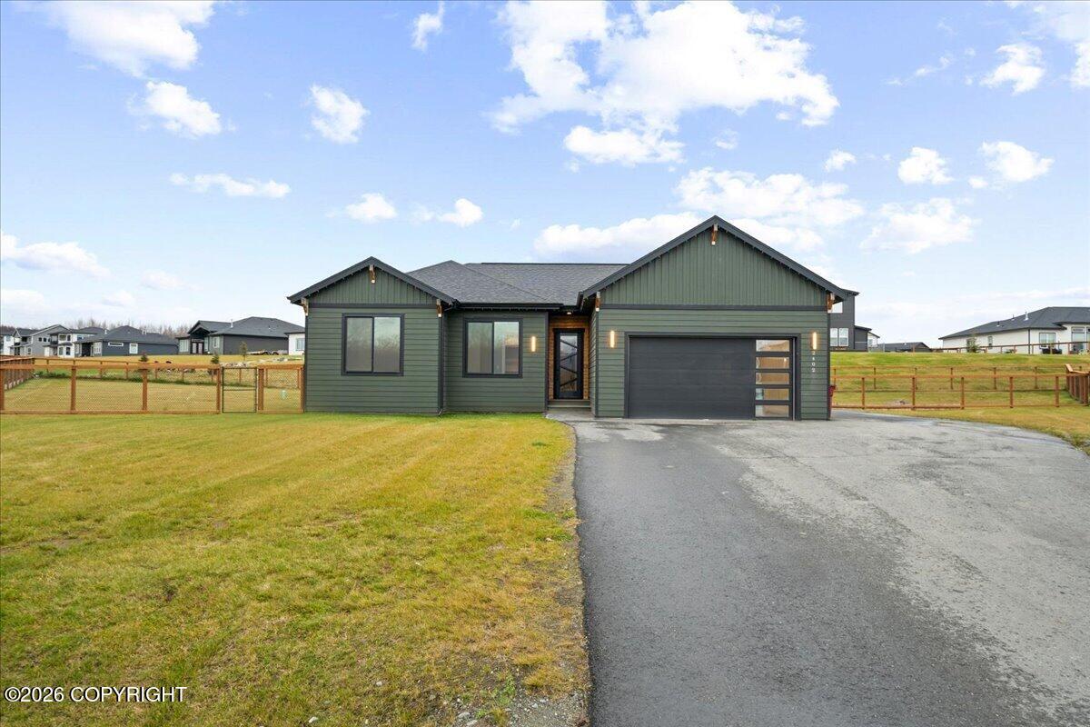 2402 S Sunrise View Circle — photo