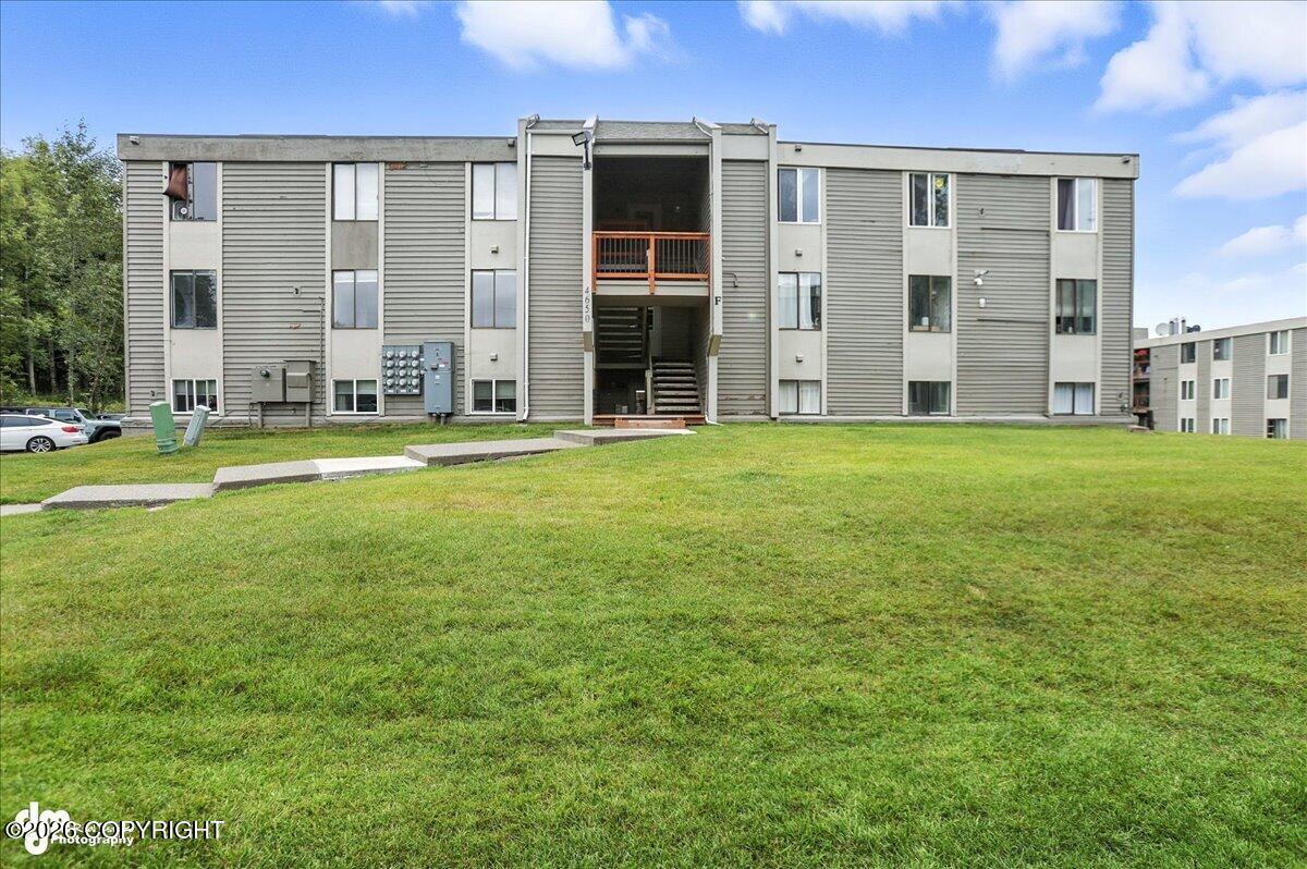 4650 Reka Drive #F18 — photo