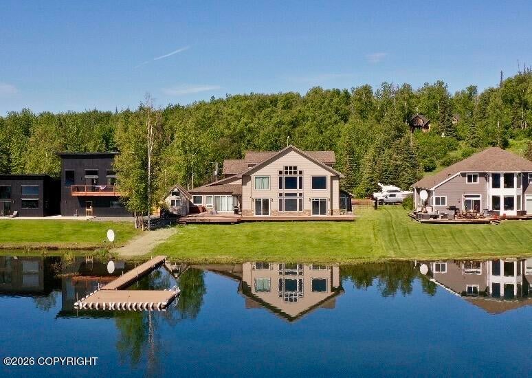 36070 Lakeshore Drive — photo