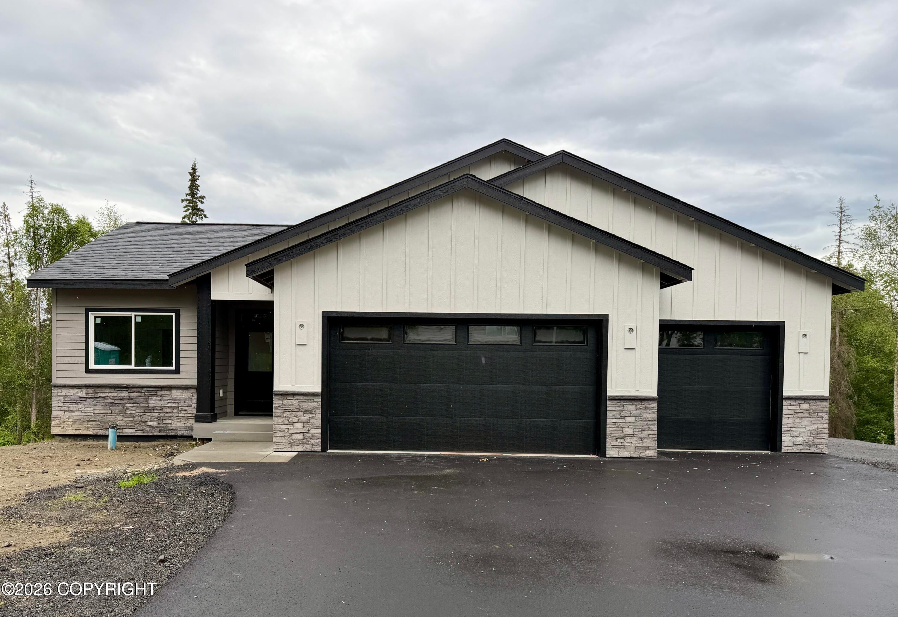 6283 Blackberry Street — photo