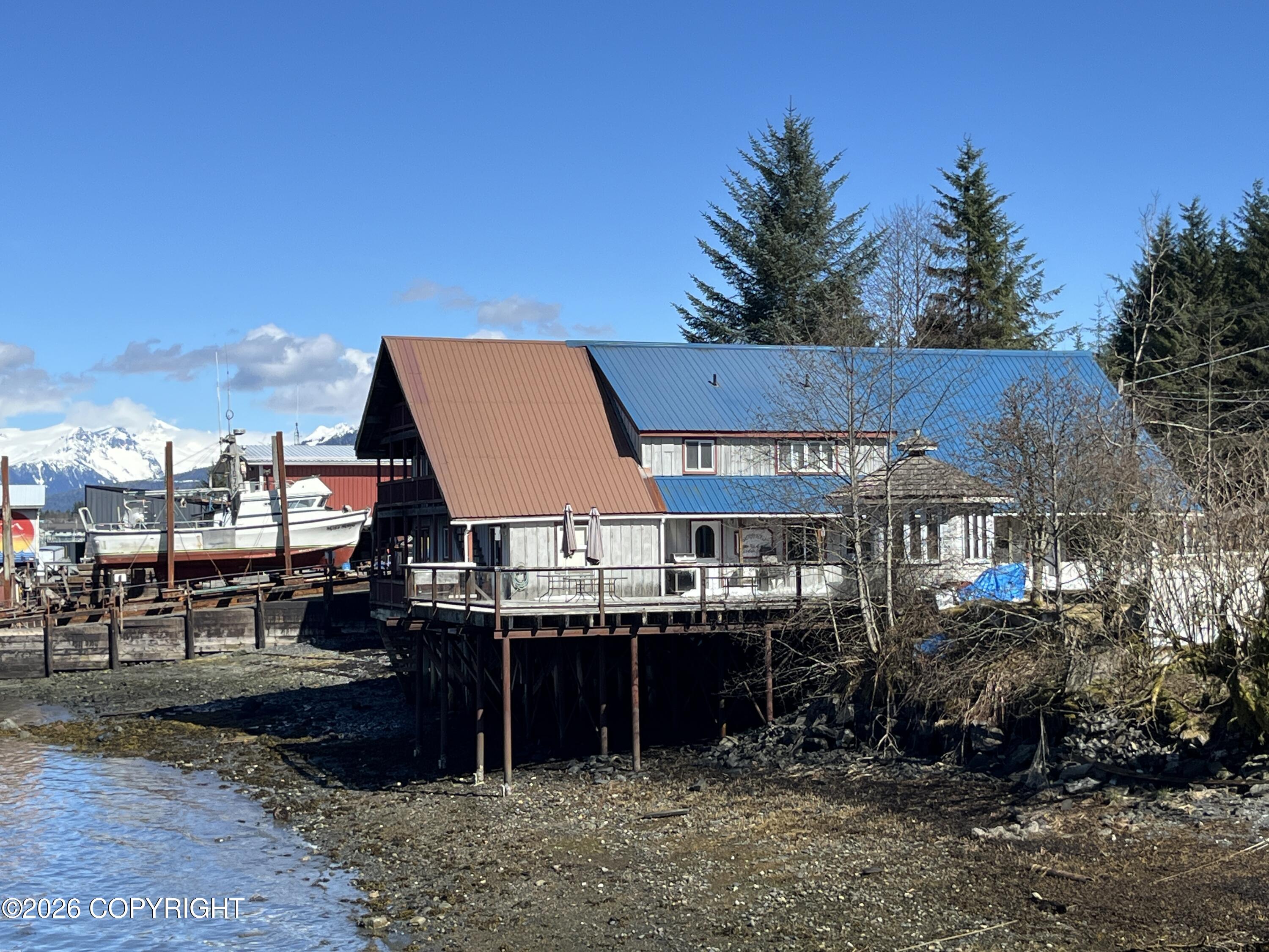 1004 S Nordic Drive — photo