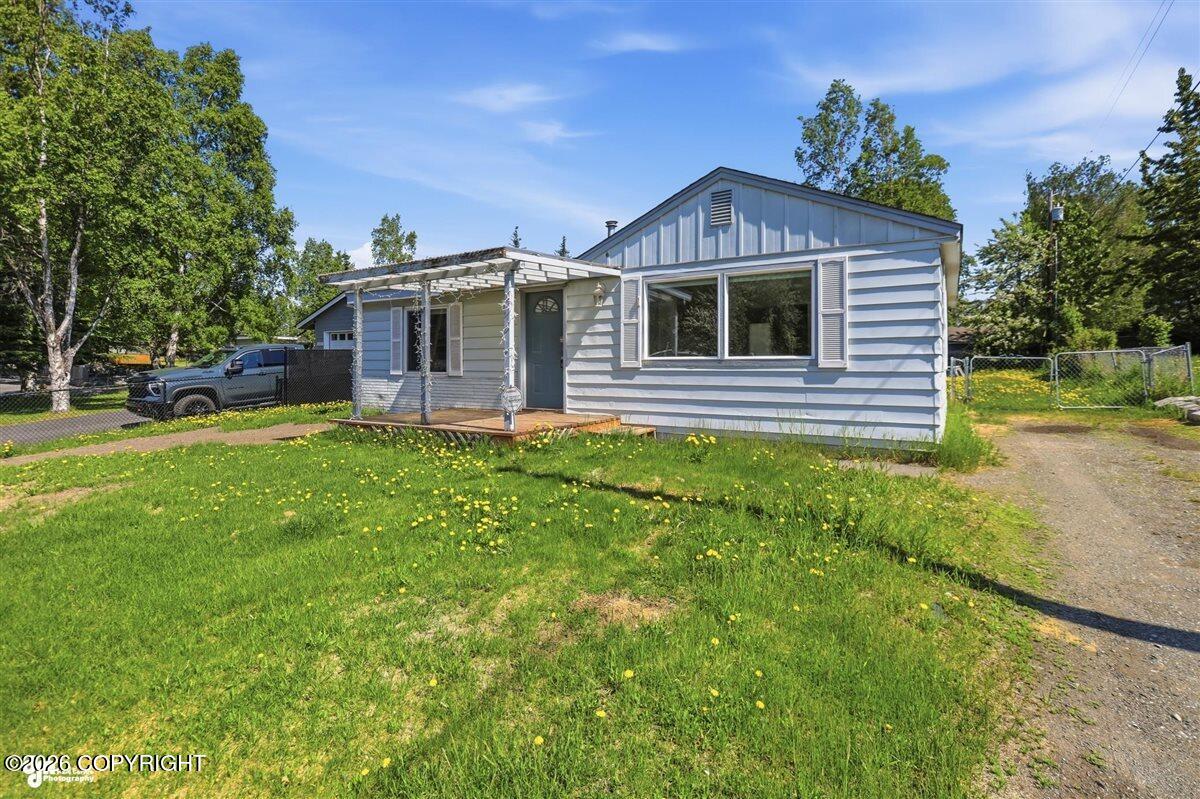4009 Allan Place — photo