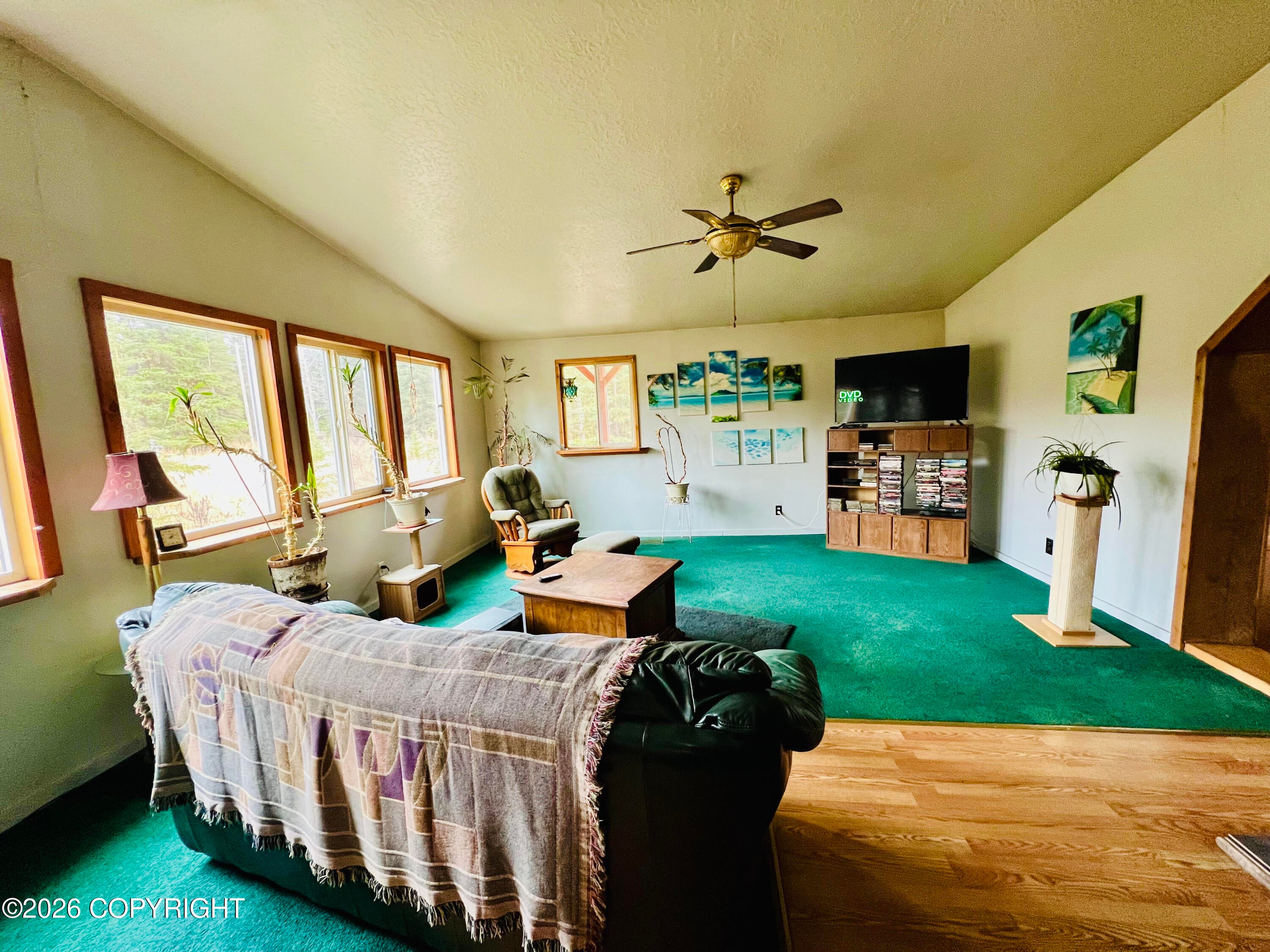 19405 Ridge Street — photo