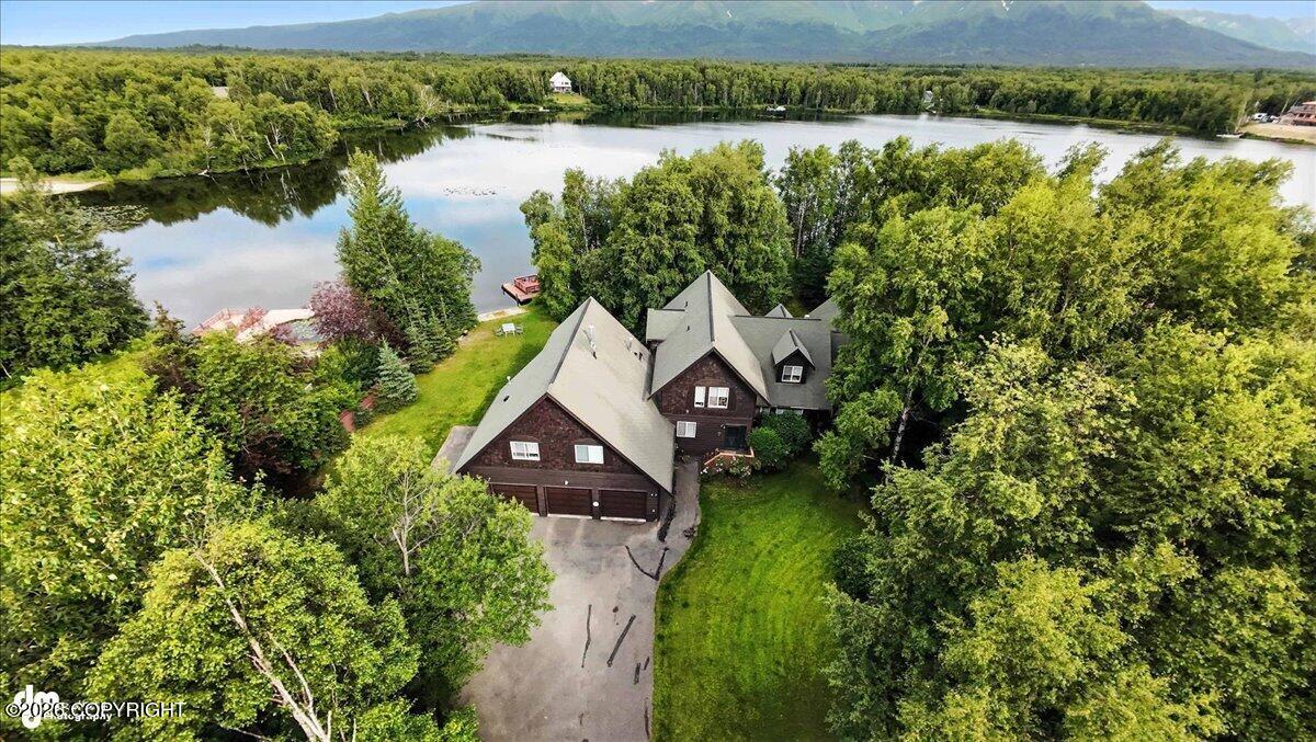 6631 E Wolf Lake Drive — photo