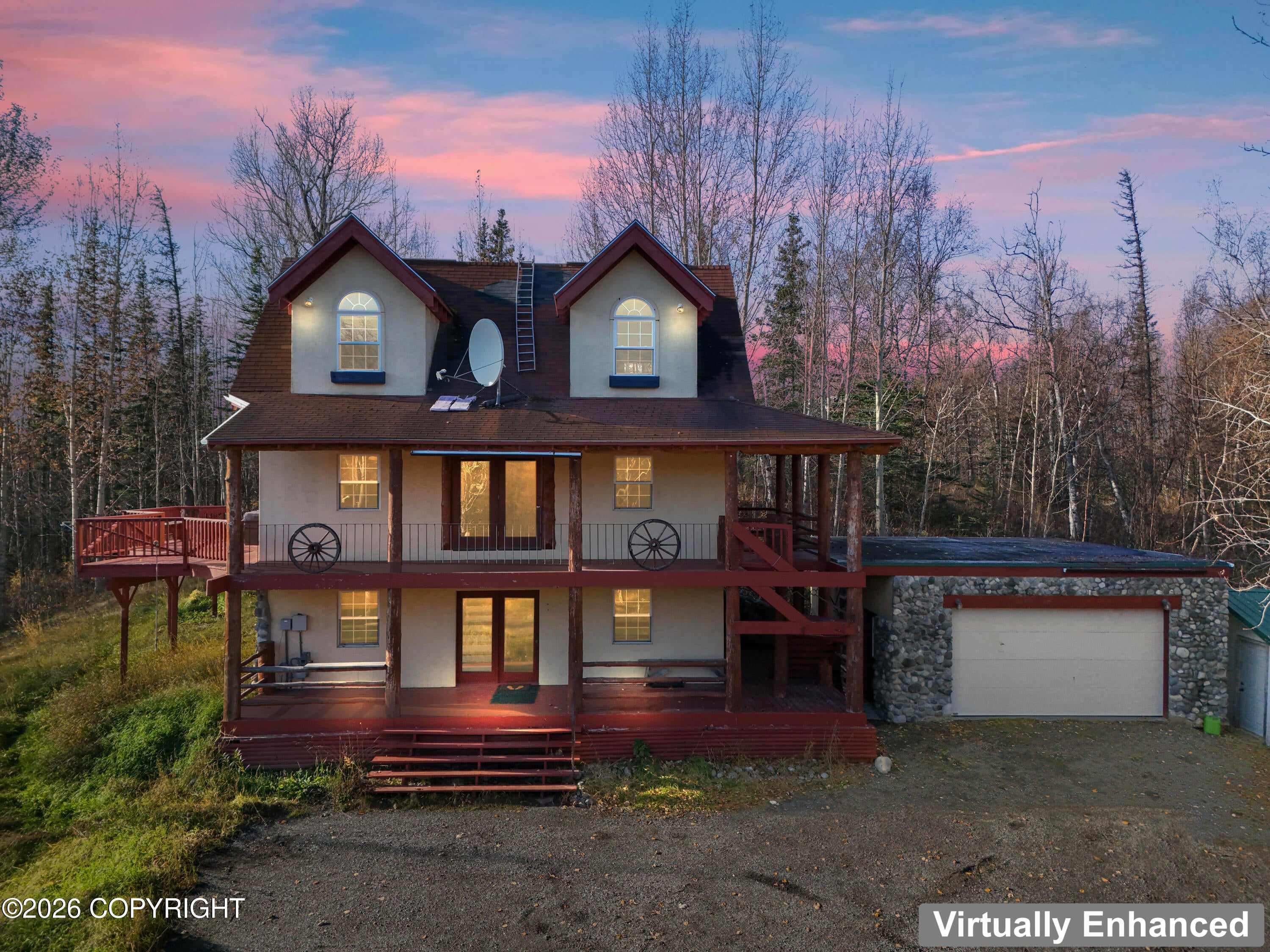 2300 N Laurel Drive — photo