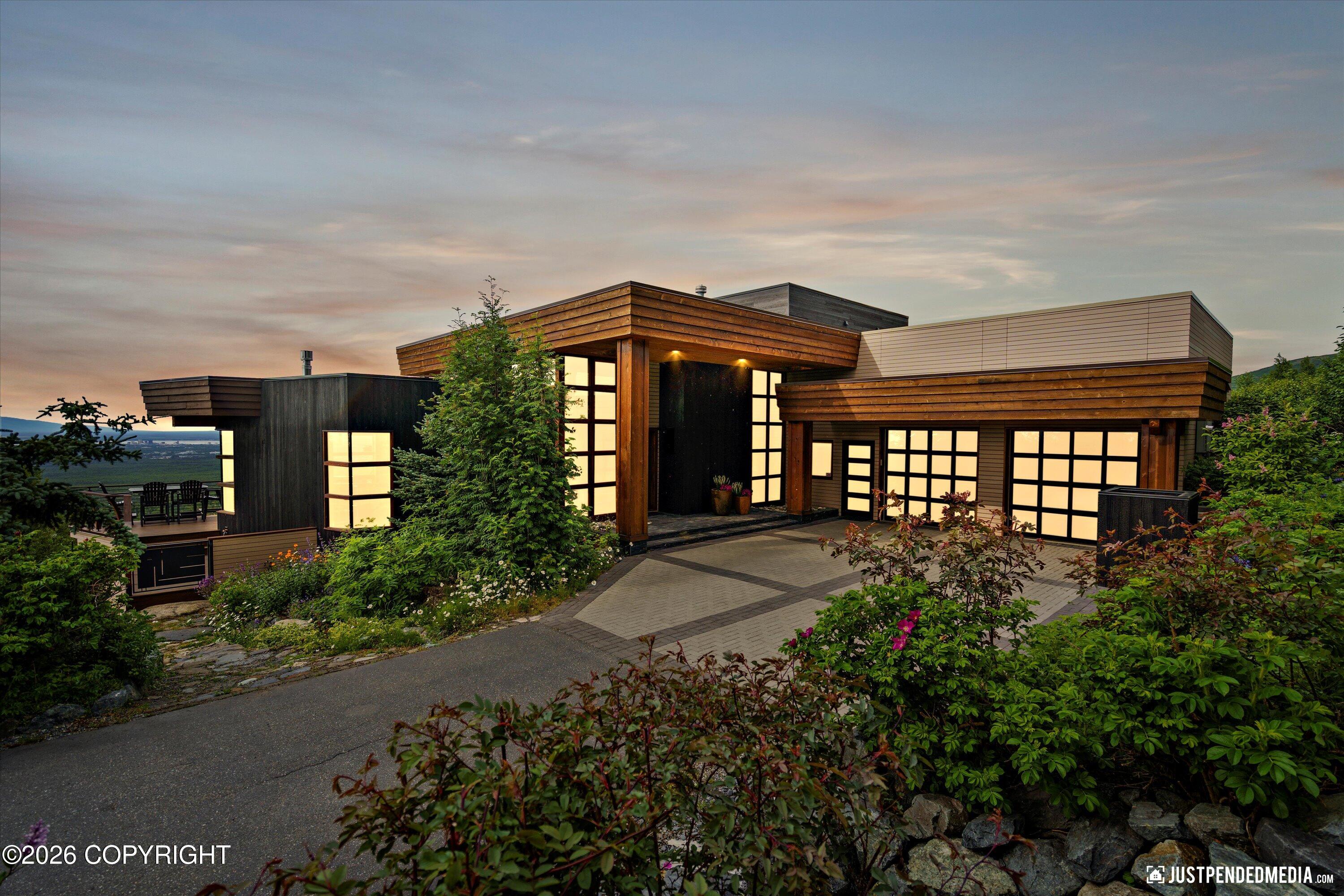 9601 Sidorof Lane Lane — photo