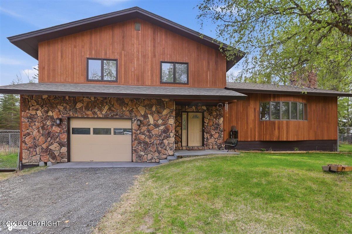 5220 Swallow Drive — photo