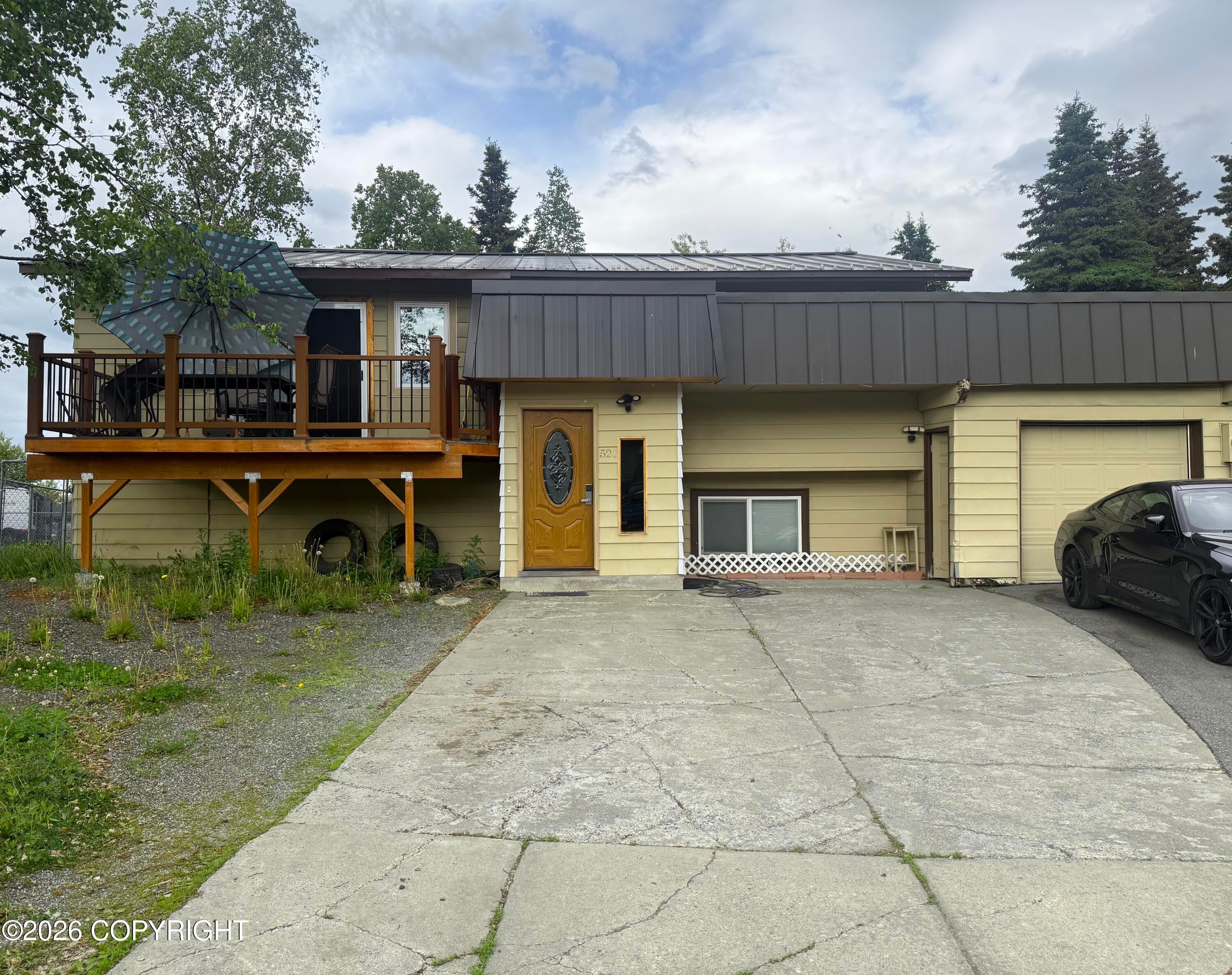 521 E 46th Place — photo