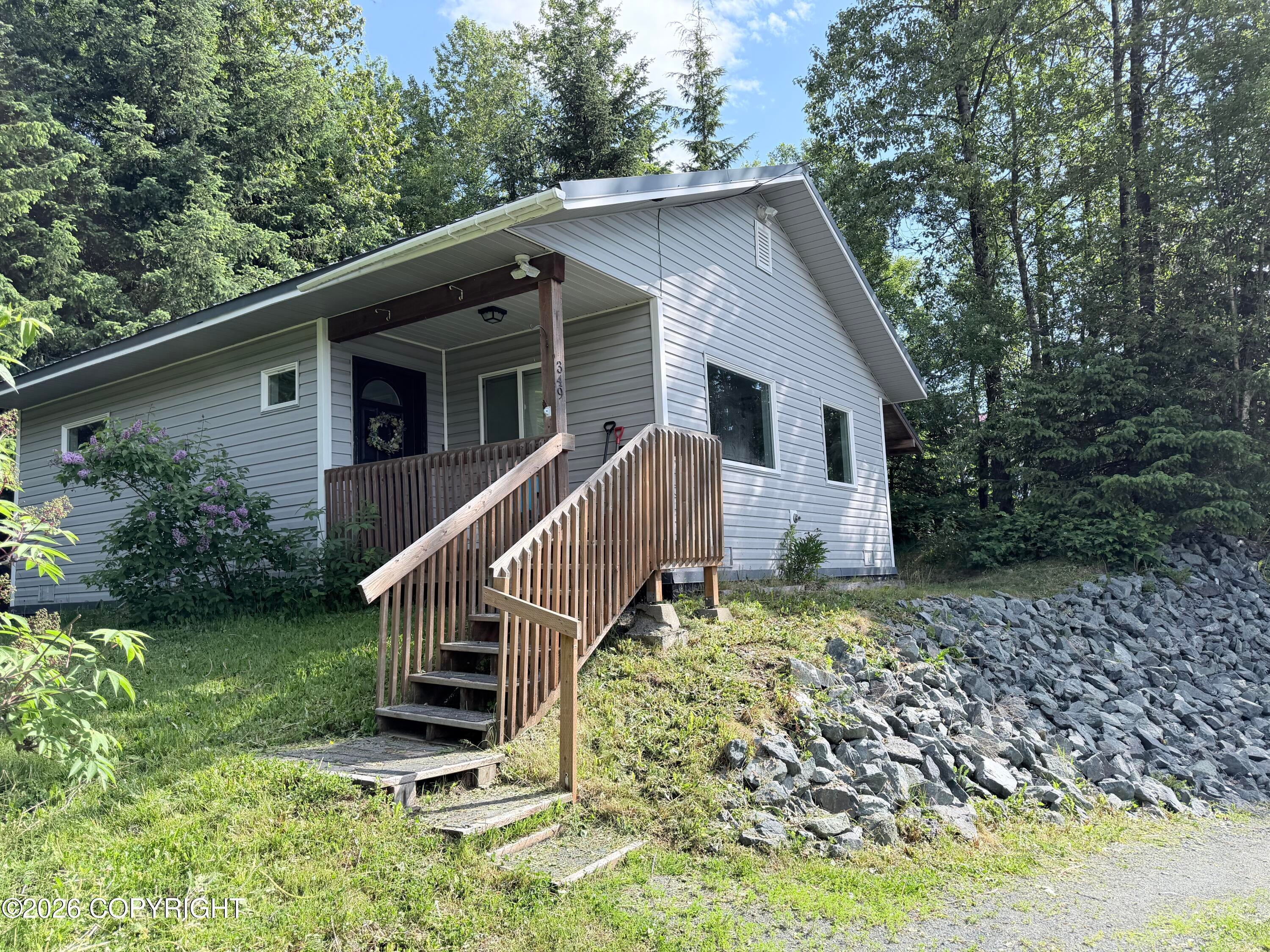 349 Lynnvue Drive — photo