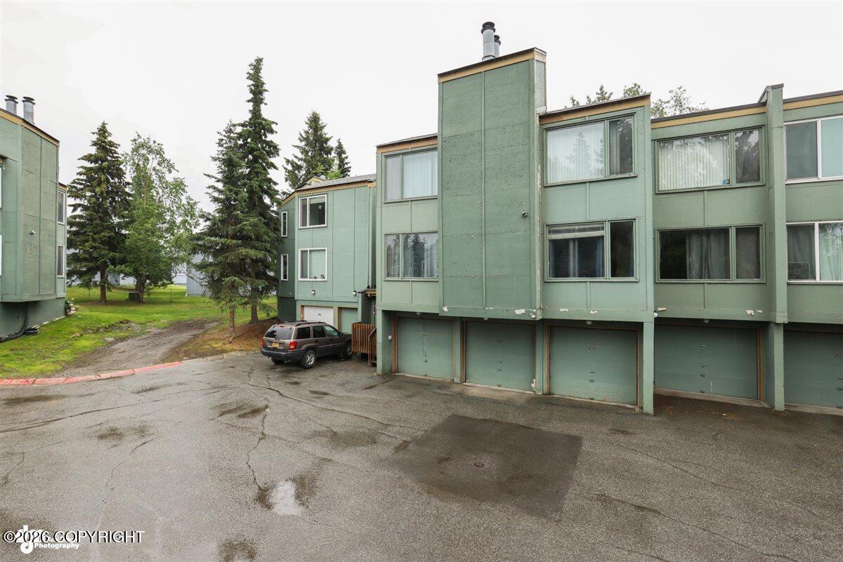 1003 Wildrose Court — photo