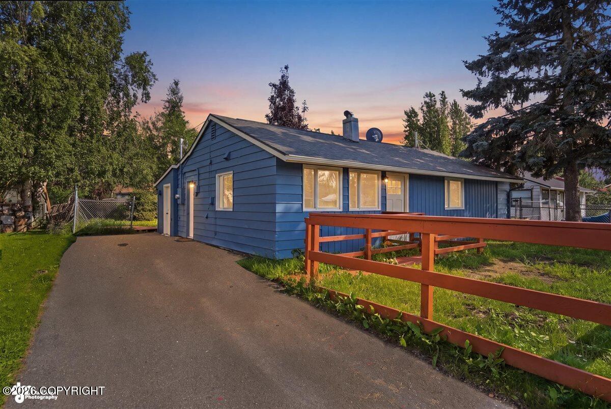 1507 Elmendorf Drive — photo