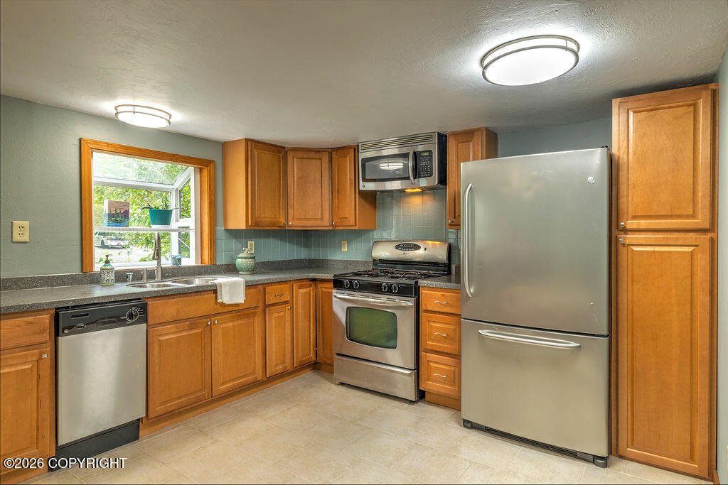 16518 Carla Street — photo