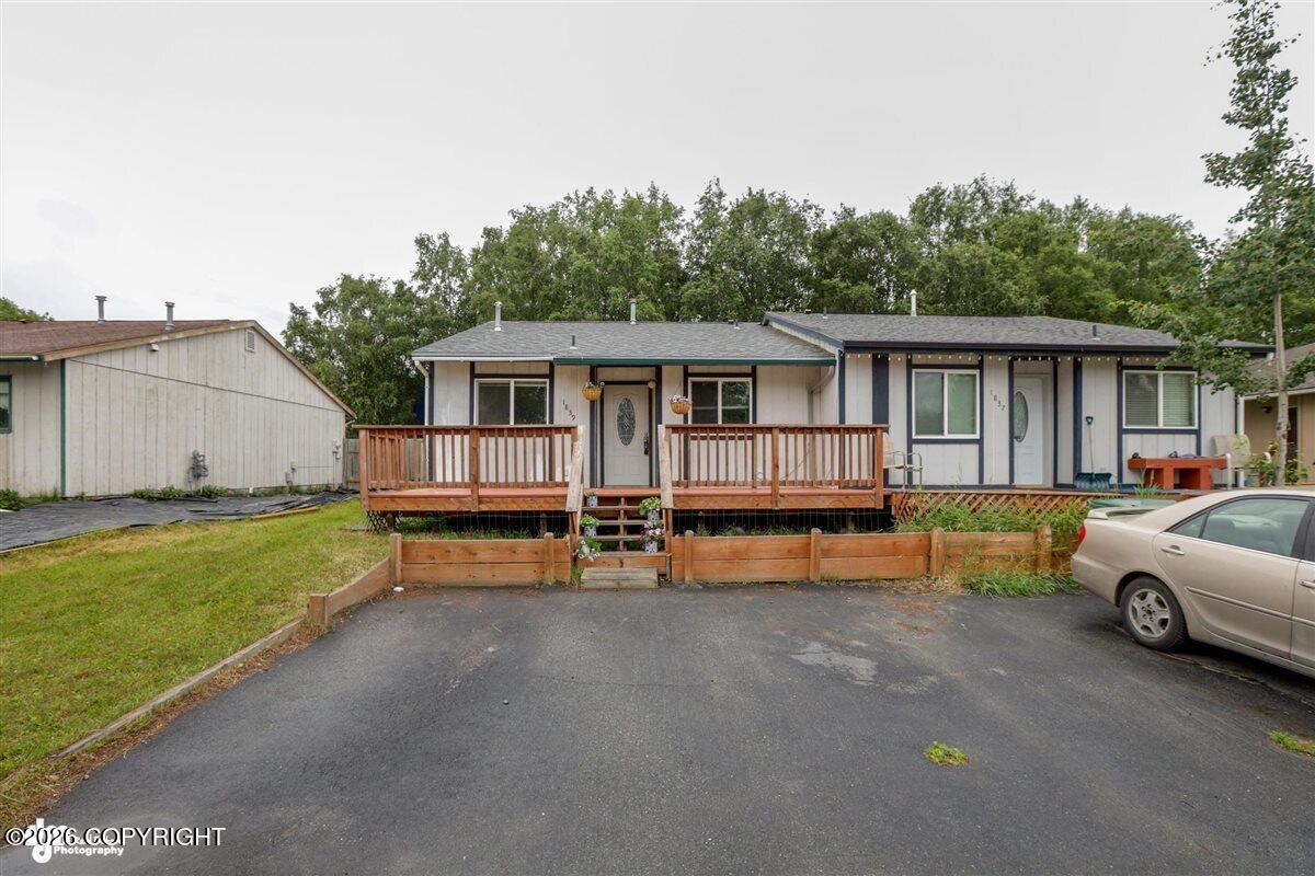 1839 Bellevue Loop — photo