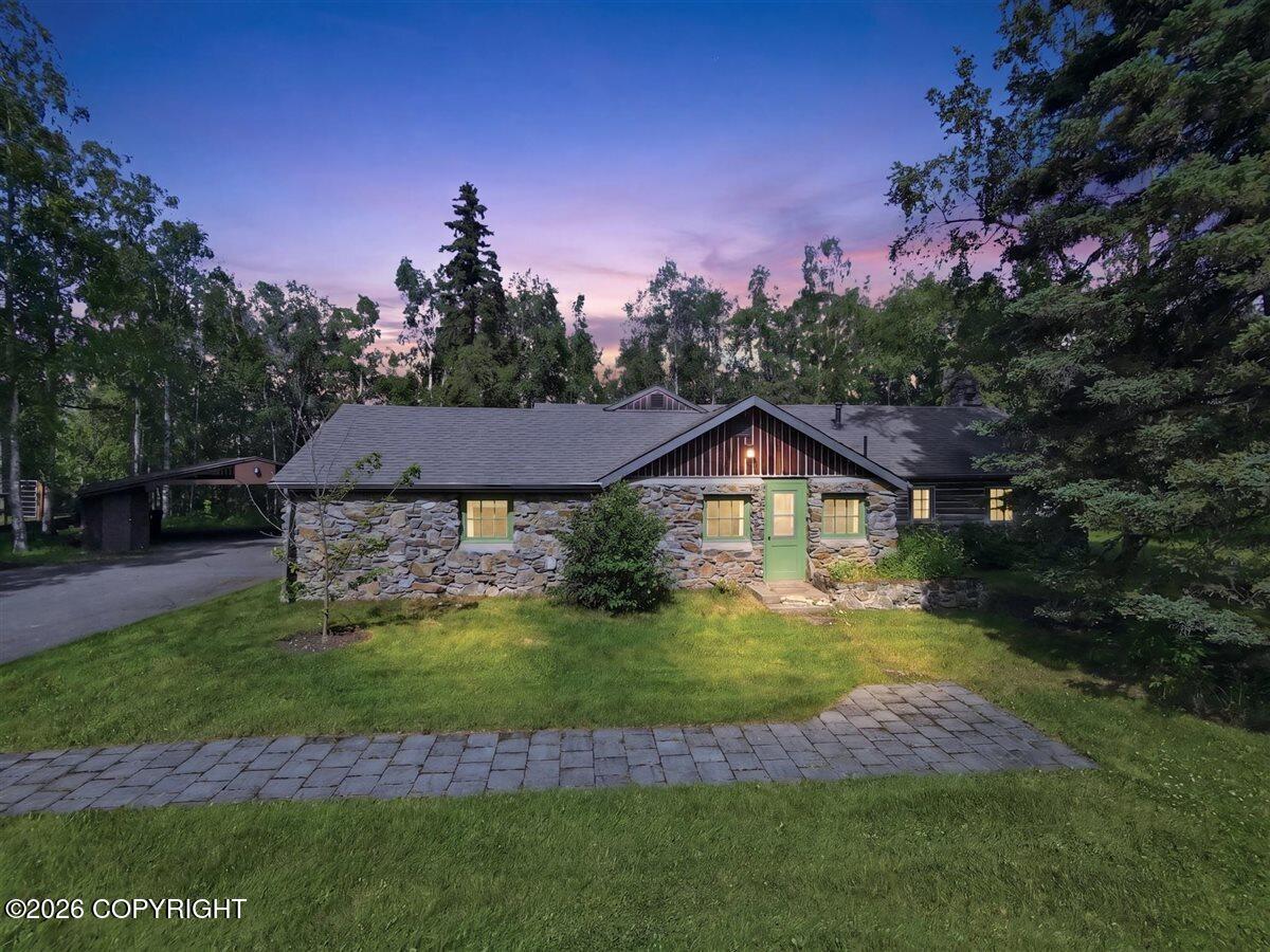 1359 Bannister Drive — photo
