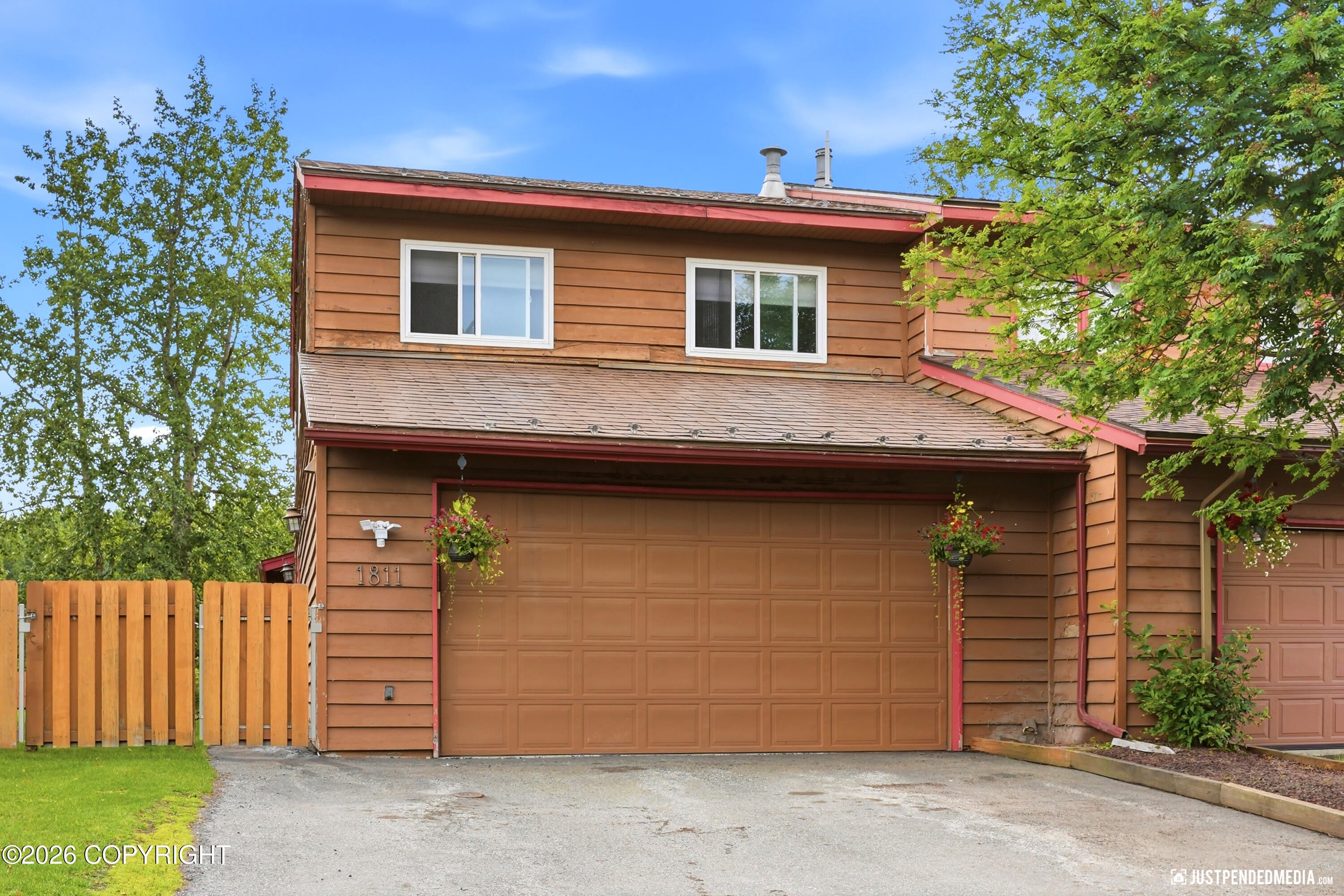 1811 Beaver Place — photo