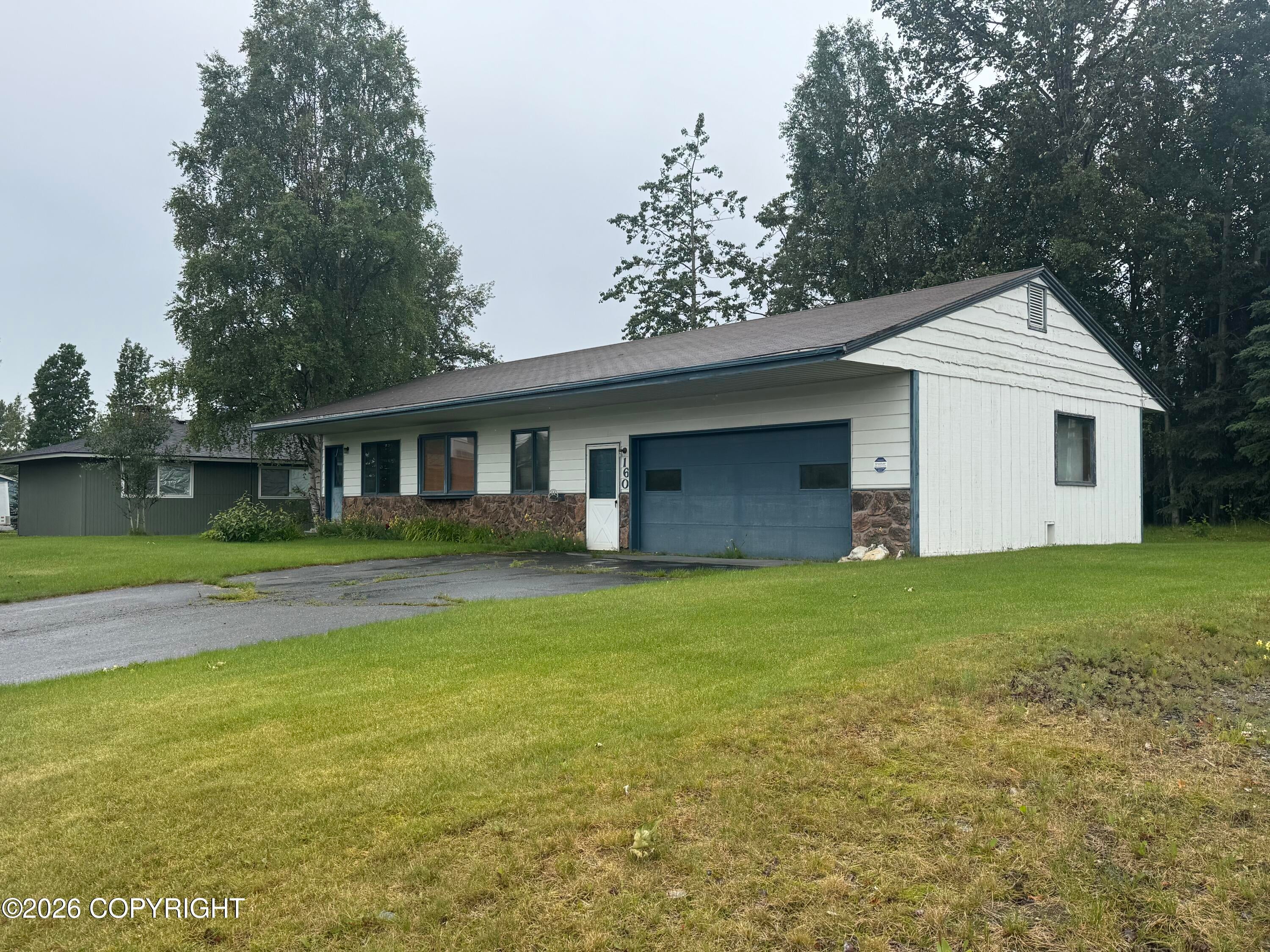 160 W Marydale Avenue — photo