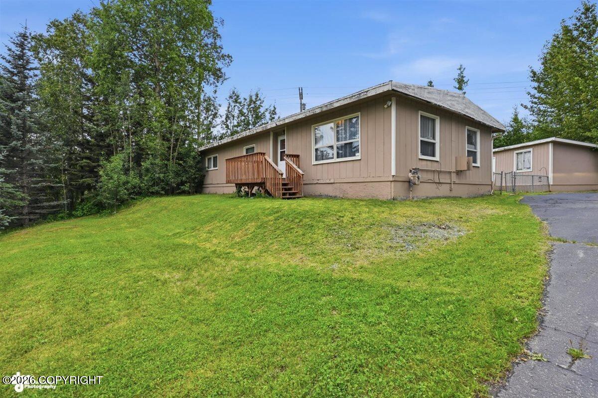 1350 N Wasilla Fishhook Road — photo