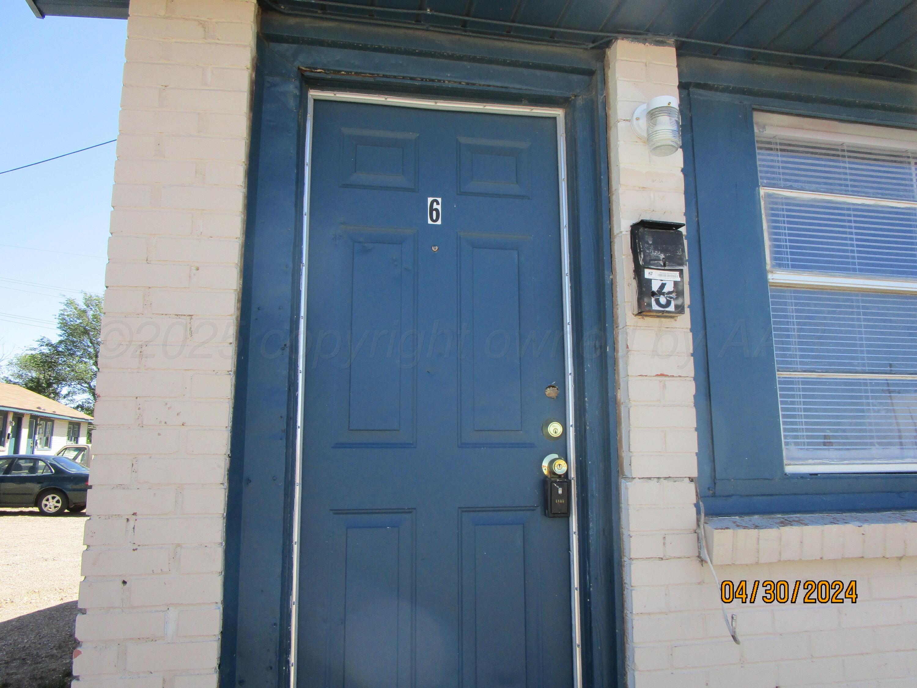 607 W Wilson, #6 — photo