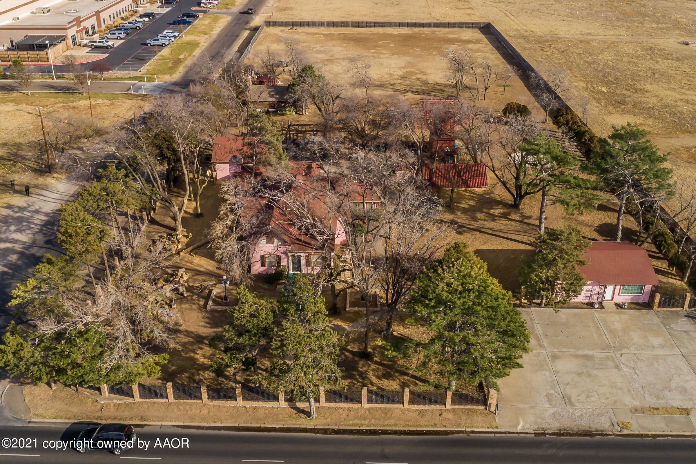 2501 S Grand Street — photo