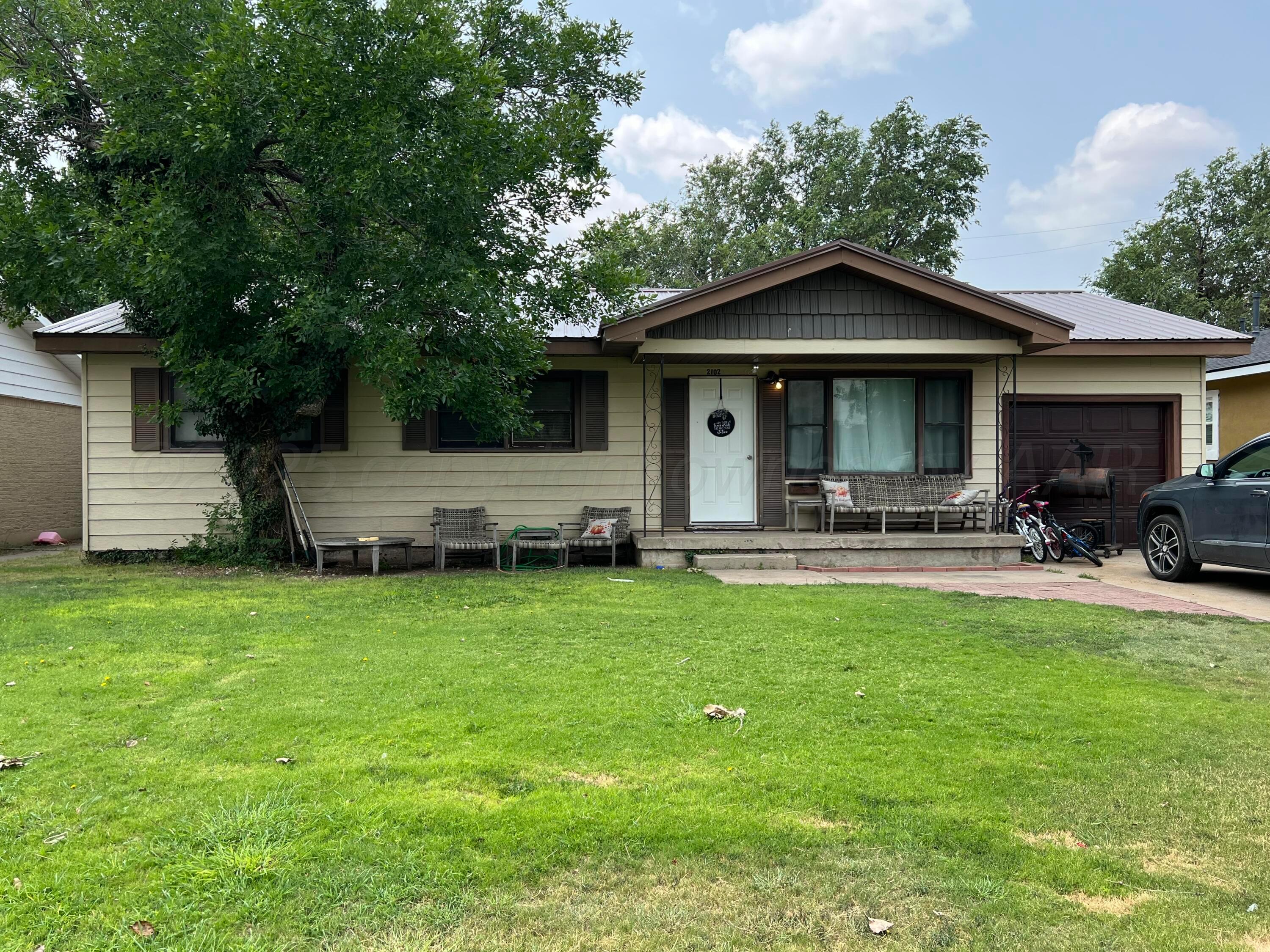 2102 Indiana Drive — photo