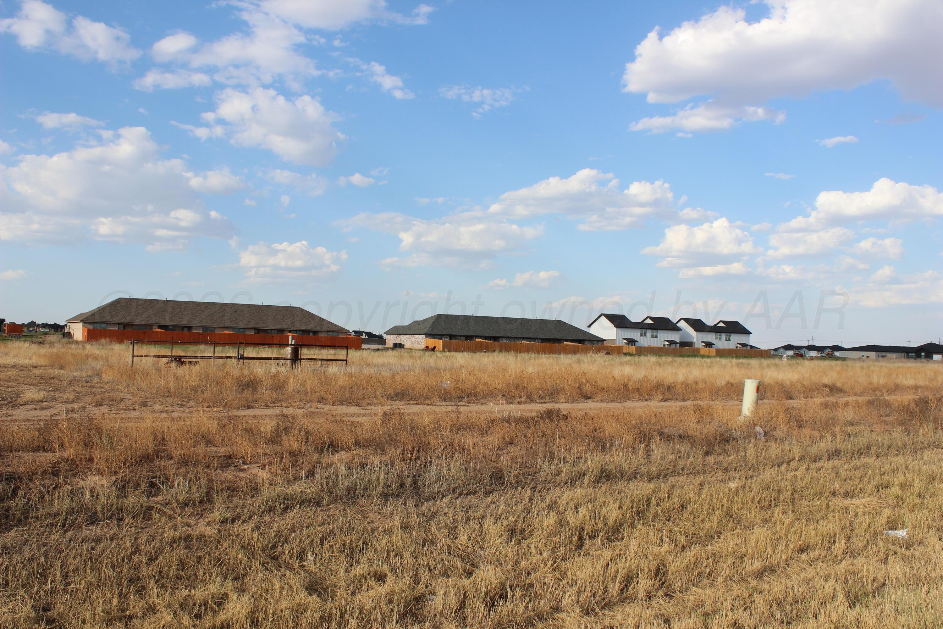 9052 FM 2219 — photo