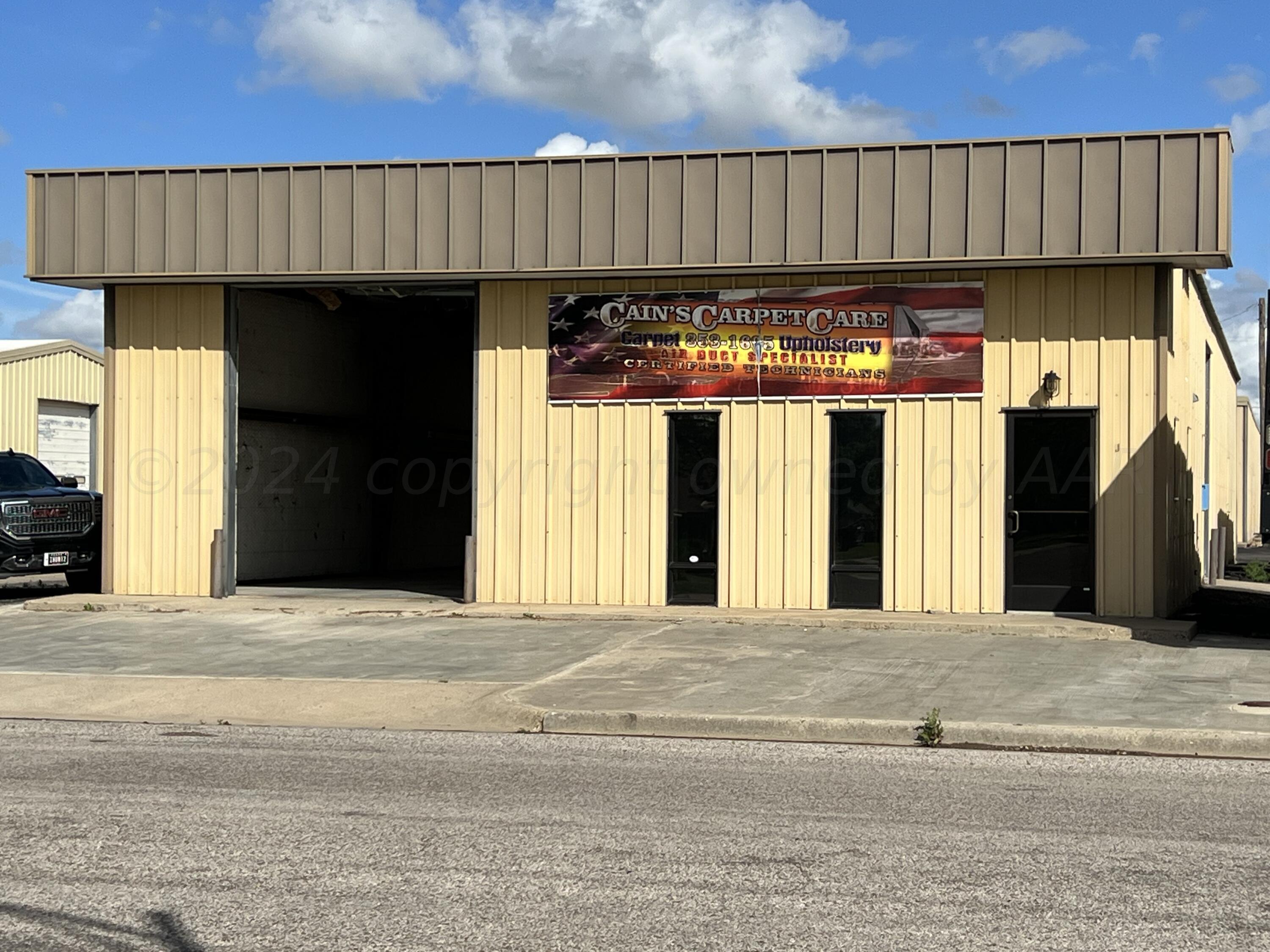 6325 Star Lane — photo