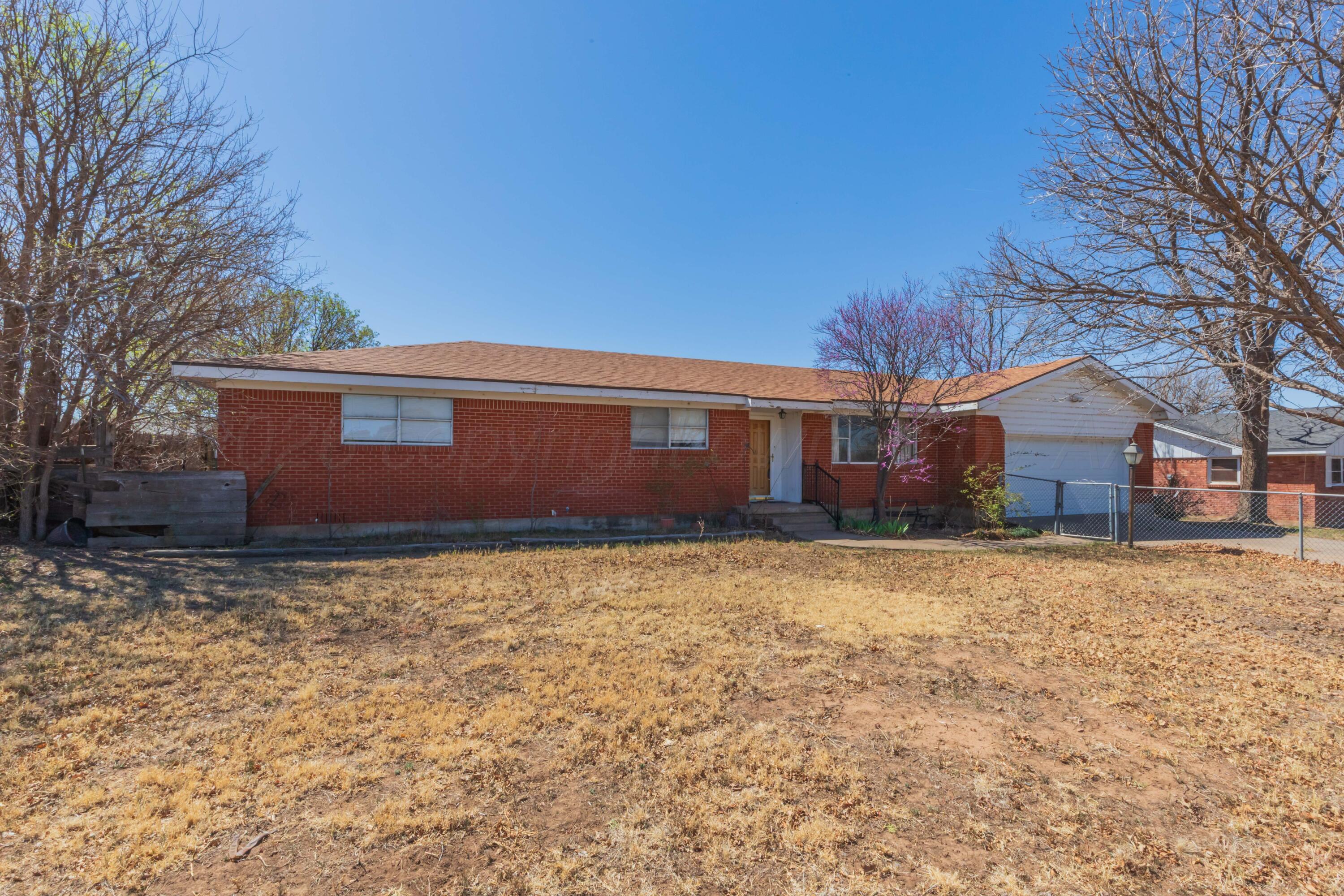 716 Fairlane Street — photo