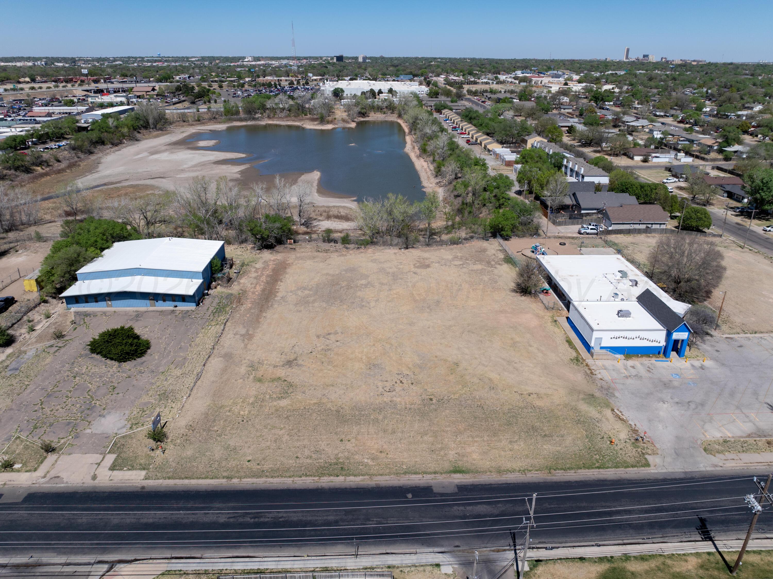 2406 SW 45th Avenue, Amarillo, TX 79110 — photo 2