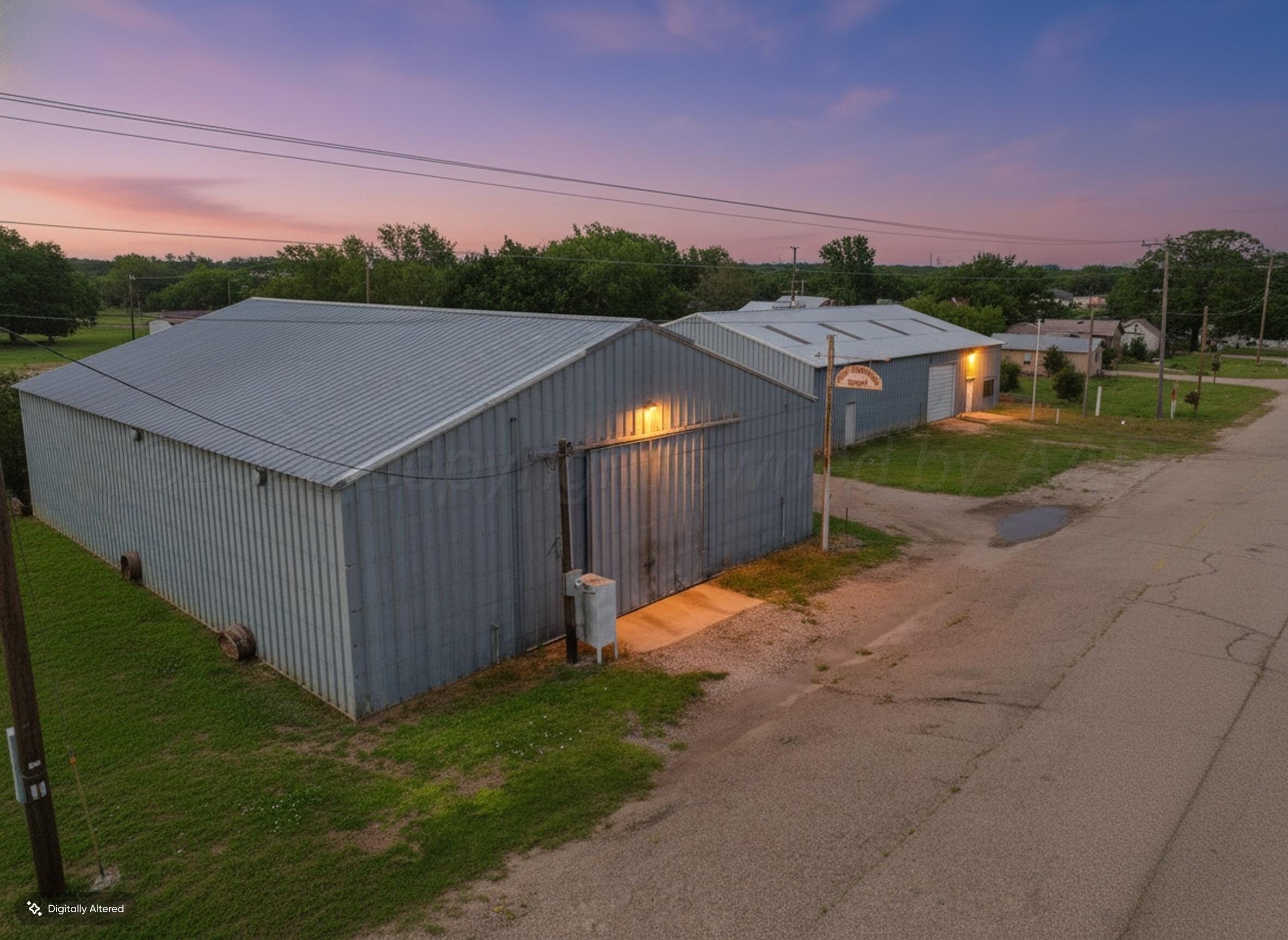 700, 702 E Oklahoma — photo