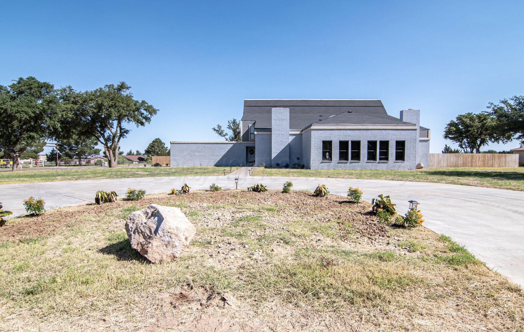 801 E County Rd 121 — photo