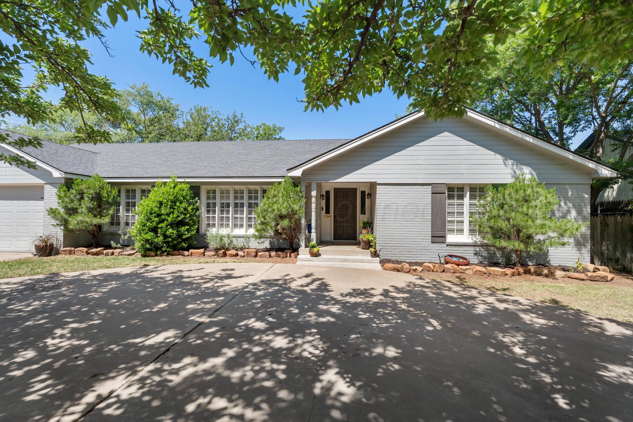 3216 Hawthorne Drive — photo