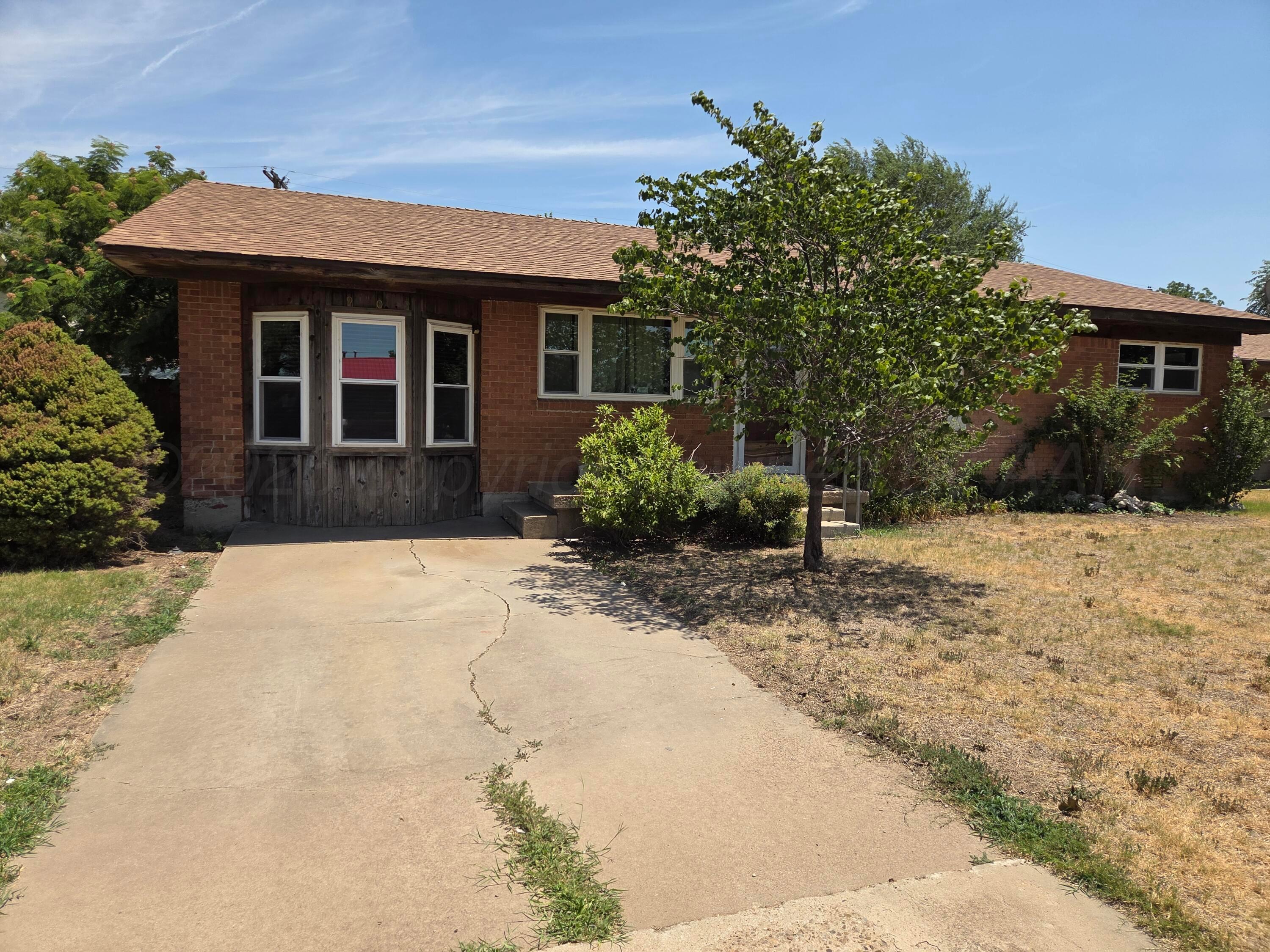 1909 Grinnell Drive — photo