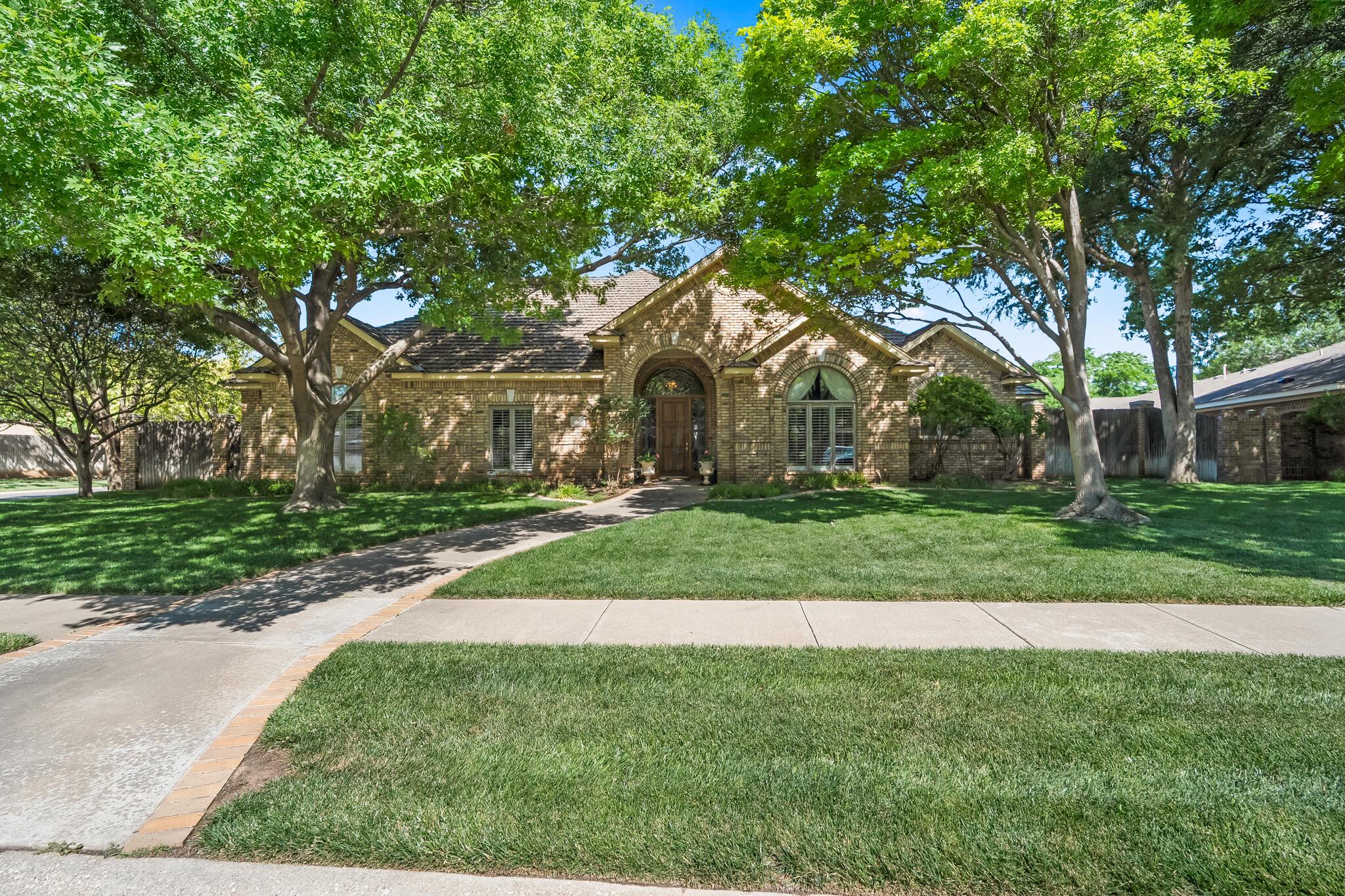 6710 Stoneham Drive — photo