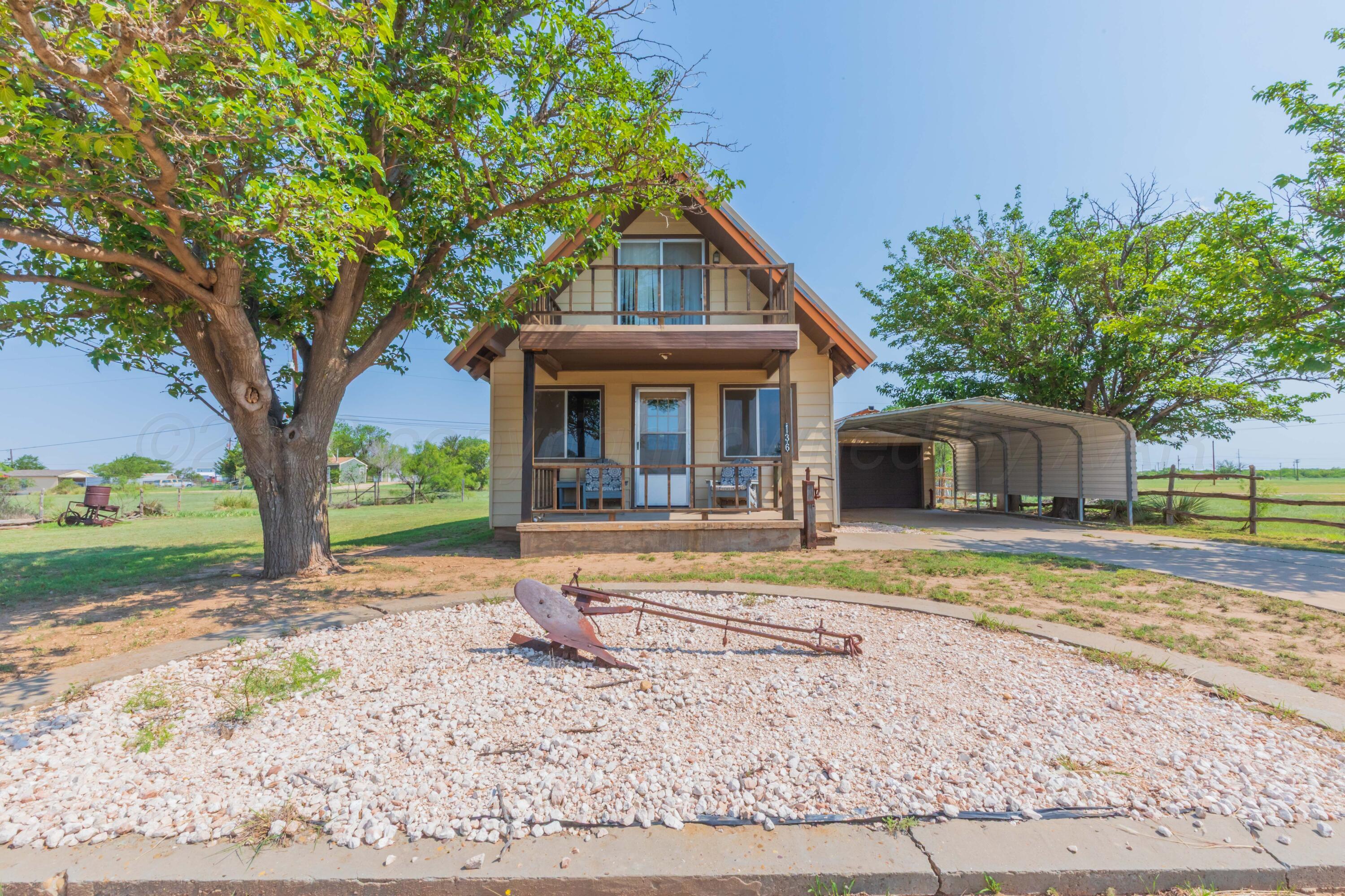136 Dana Drive — photo
