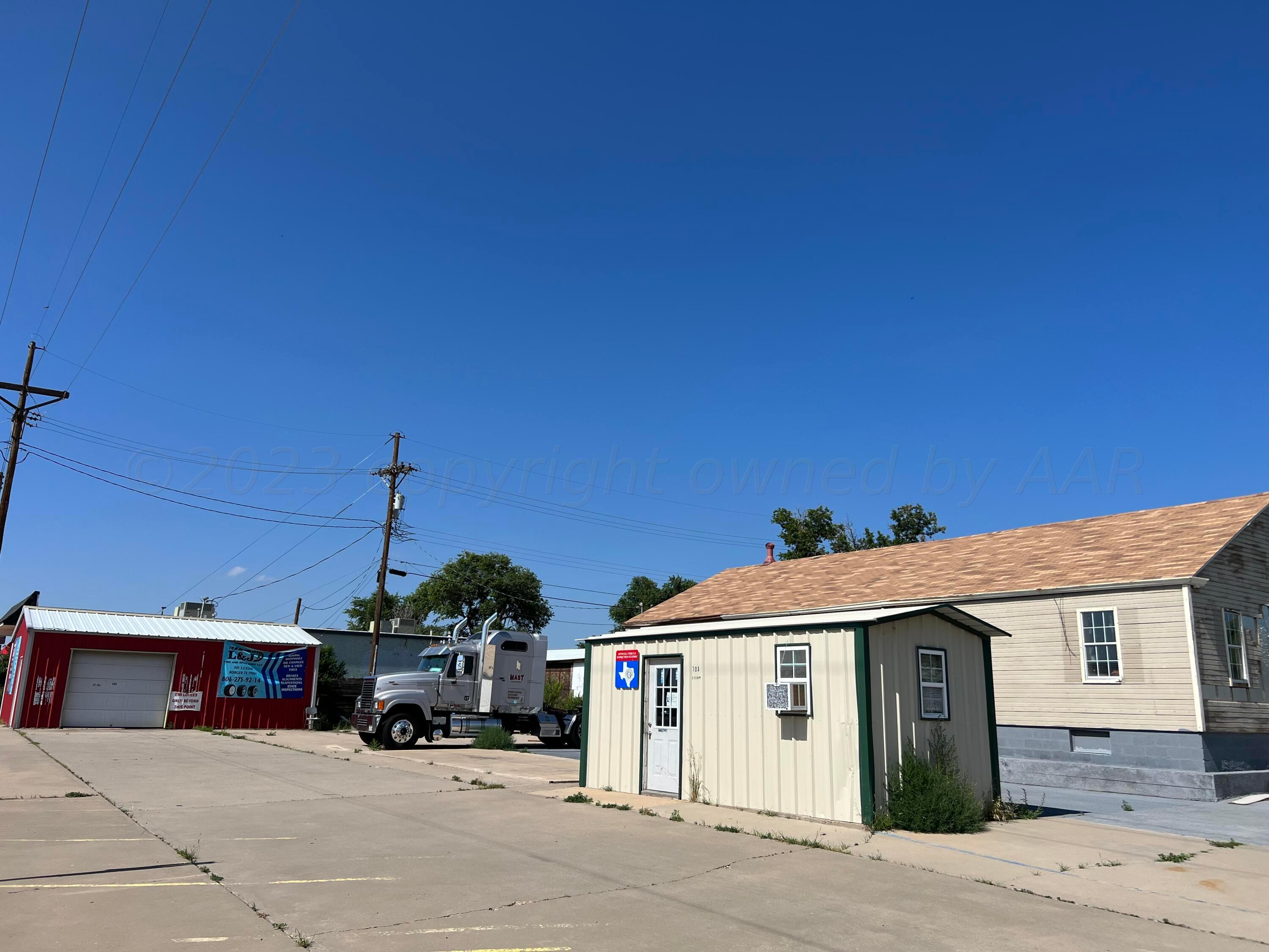 703 S Cedar Street — photo