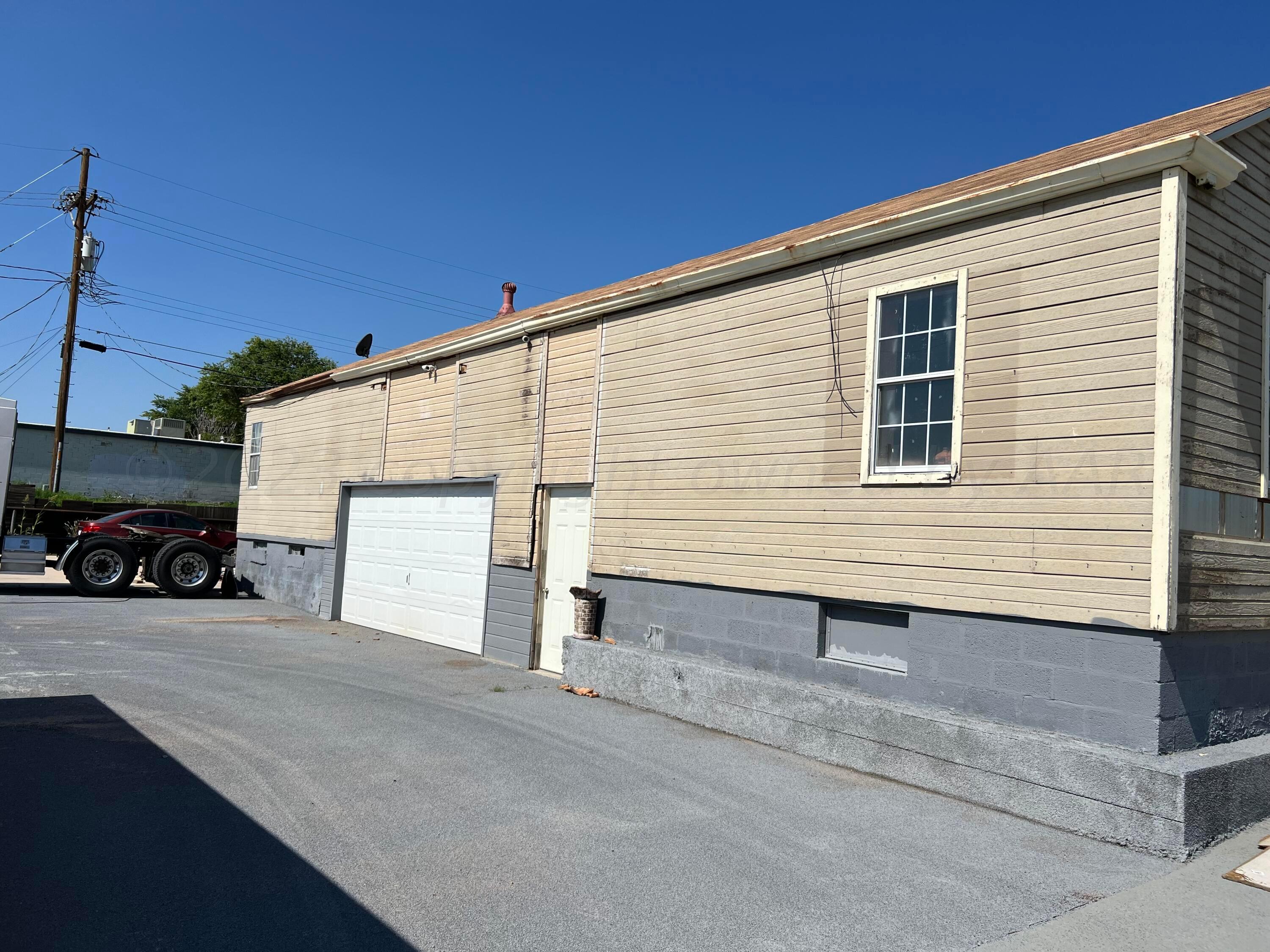 816 Monroe Street — photo
