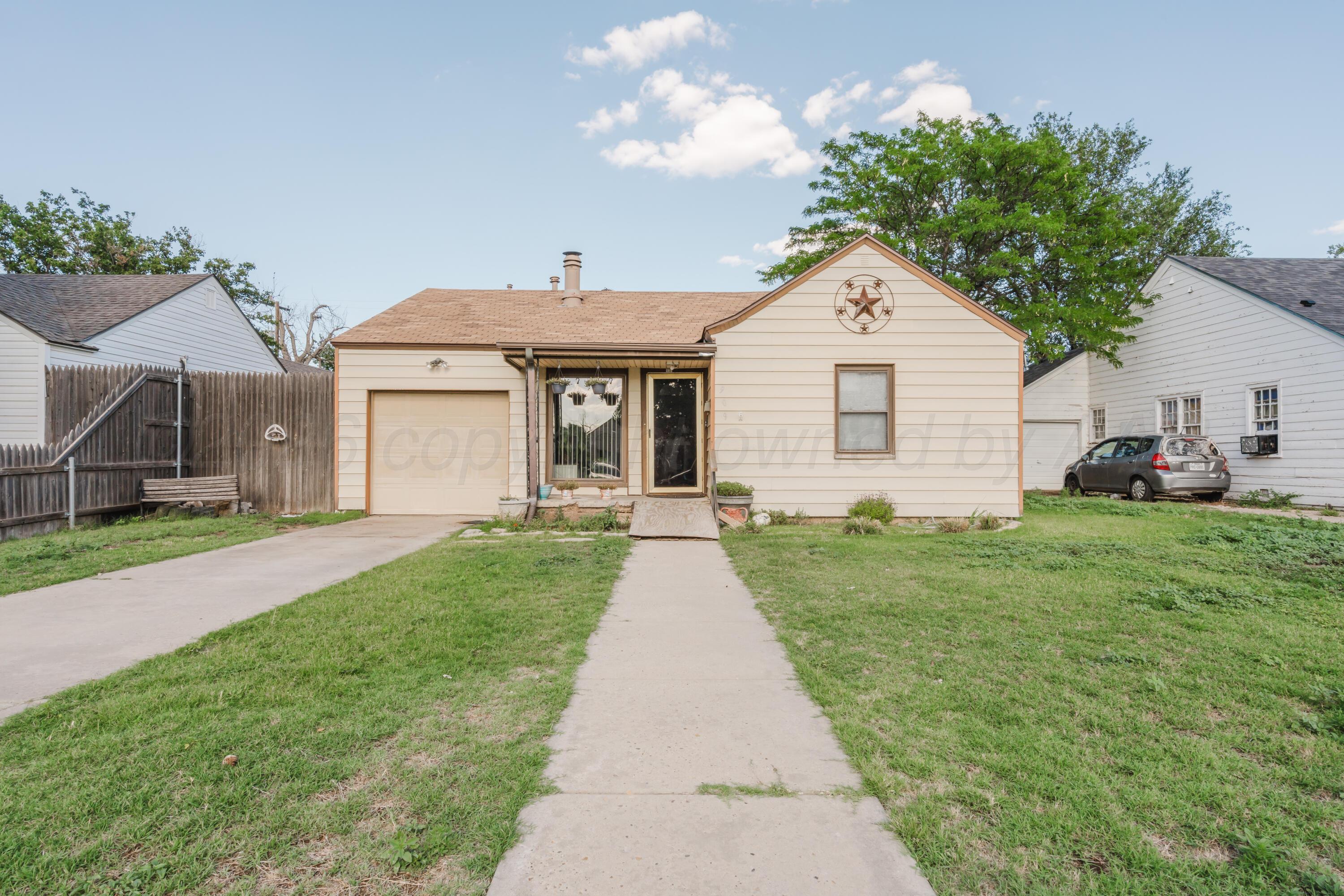 909 S Milam Street — photo