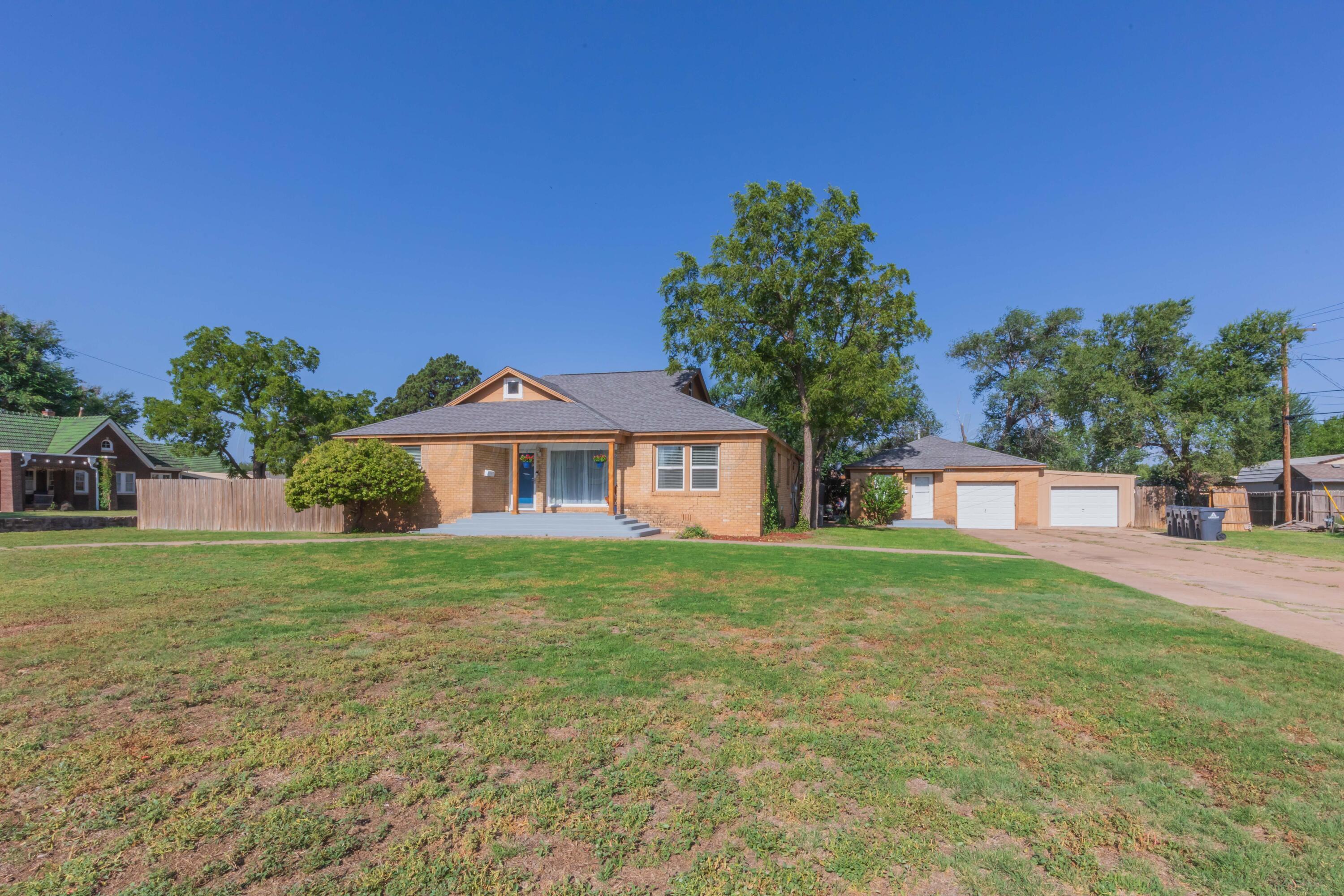 1012 Broadmoor Street — photo