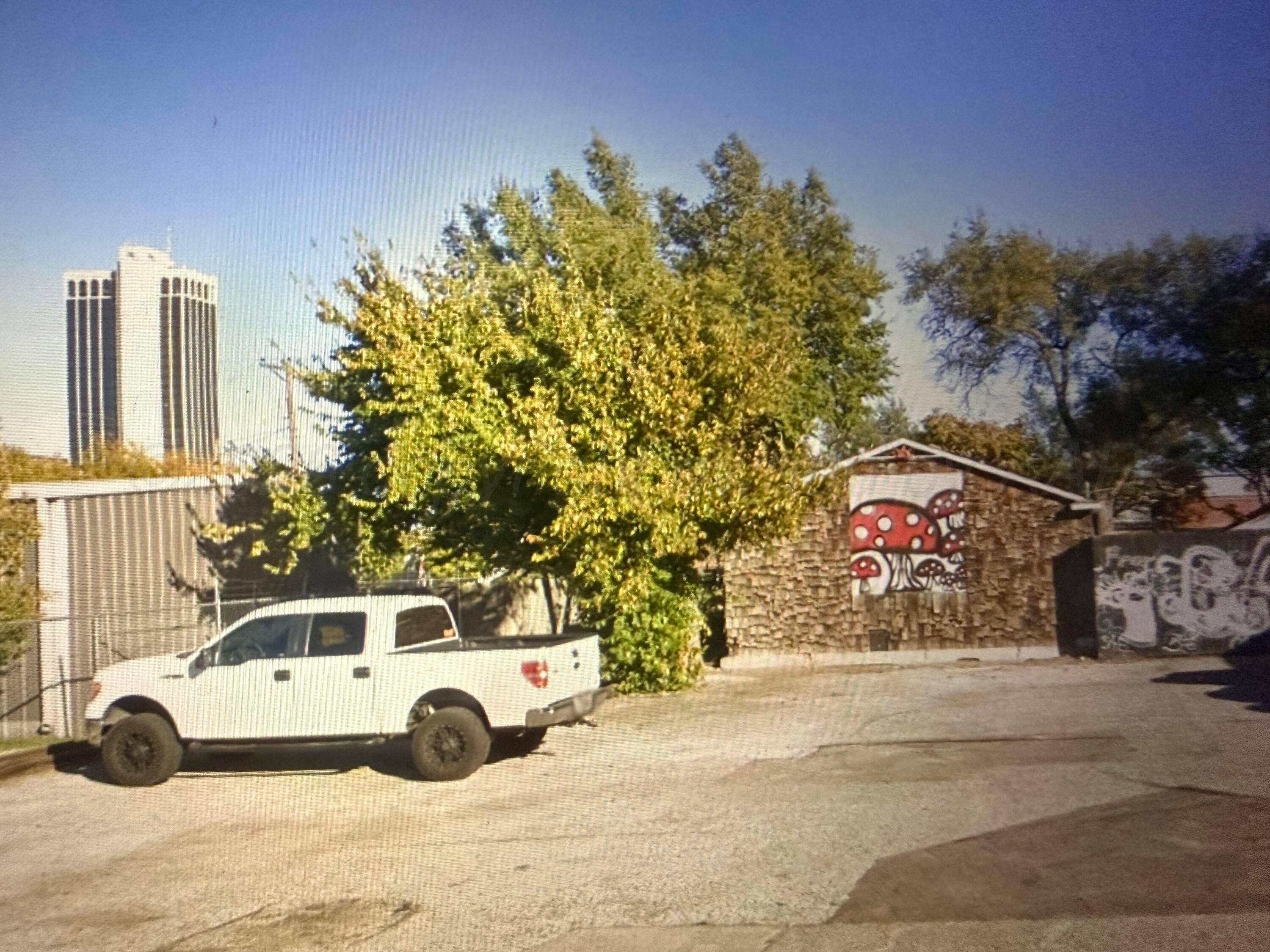 905 S Madison Street — photo