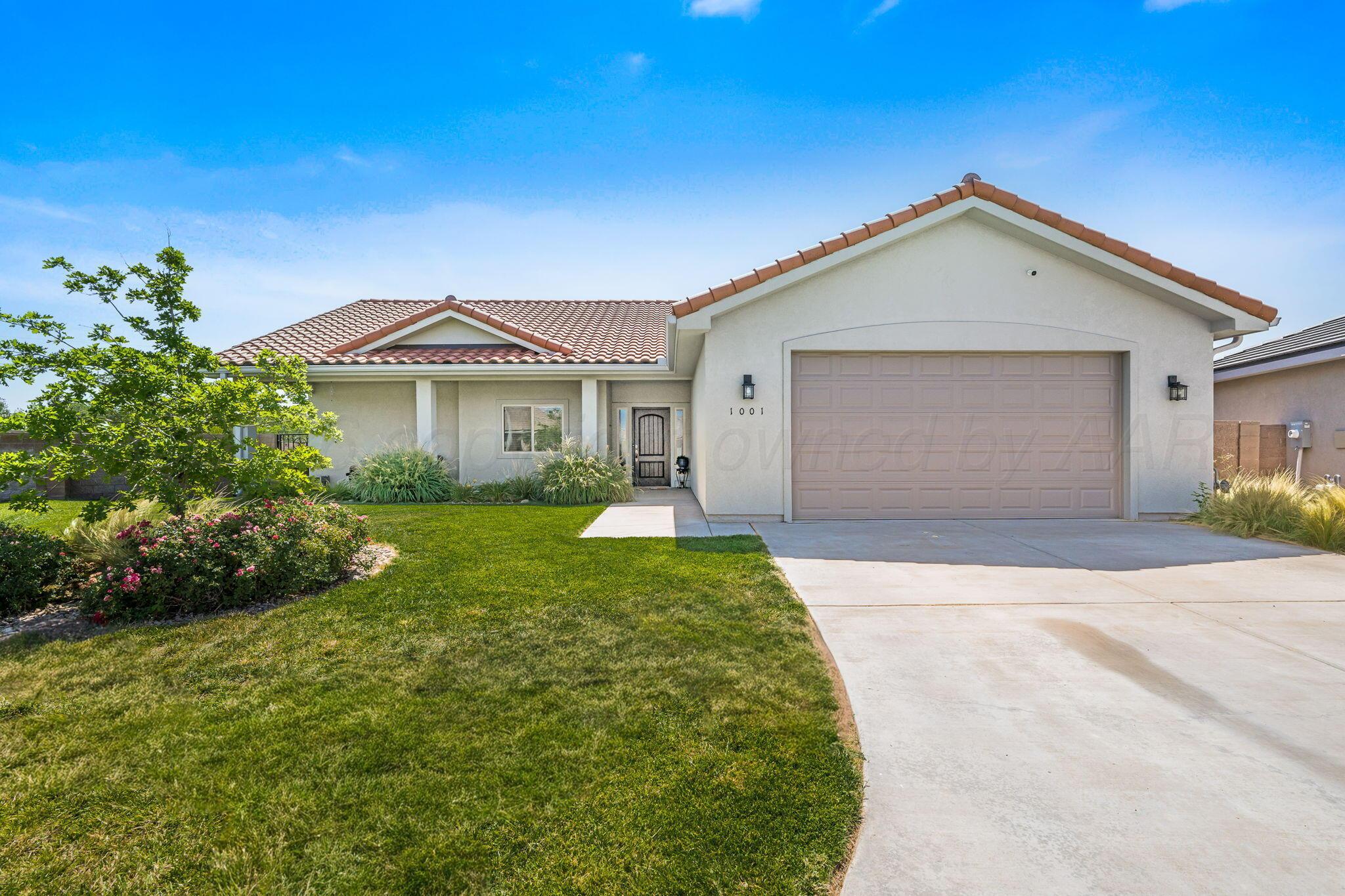 1001 Riesling Way — photo