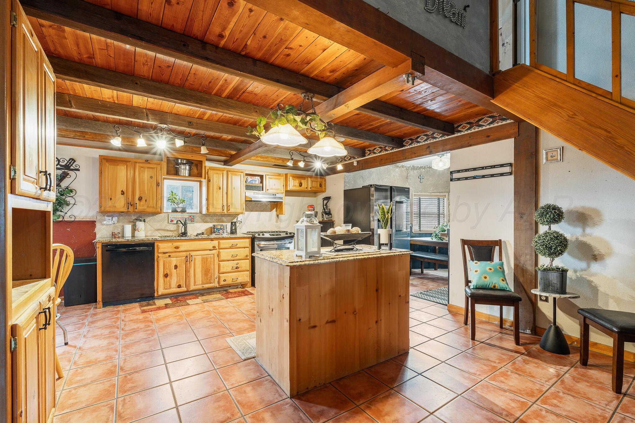 1706 Lakeview Drive — photo