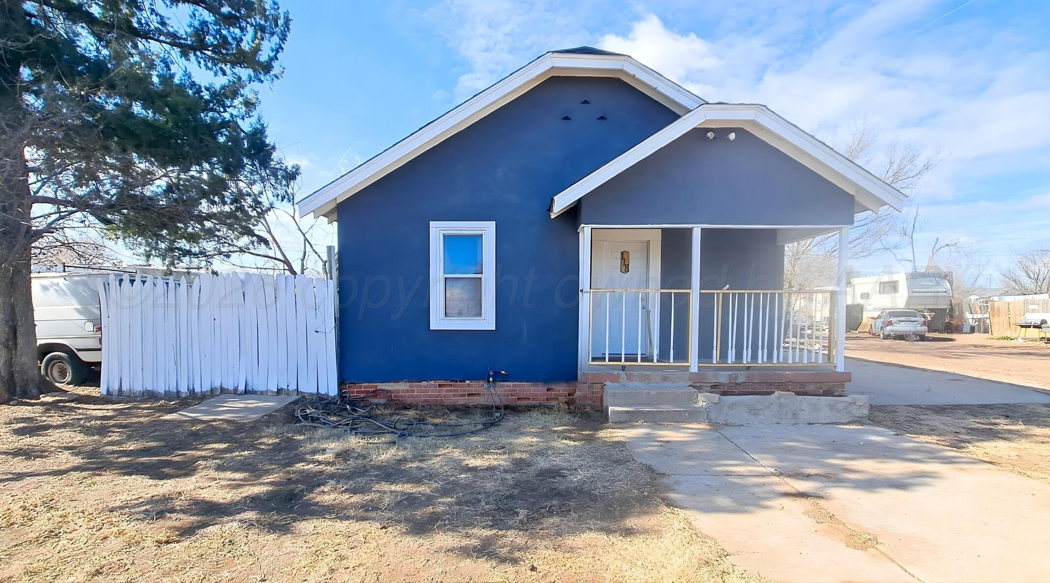 118 S Austin Street — photo
