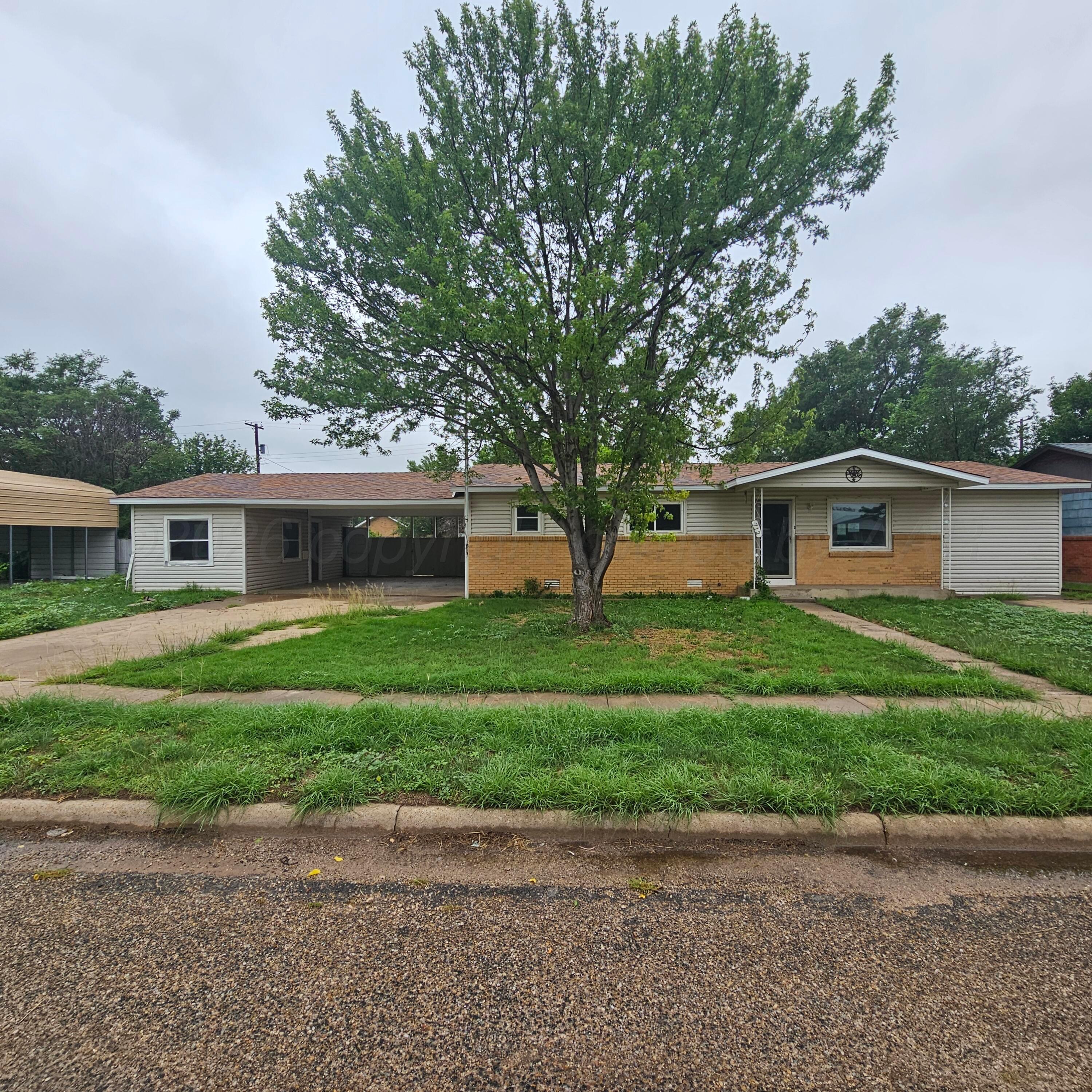 712 Cotter Drive — photo