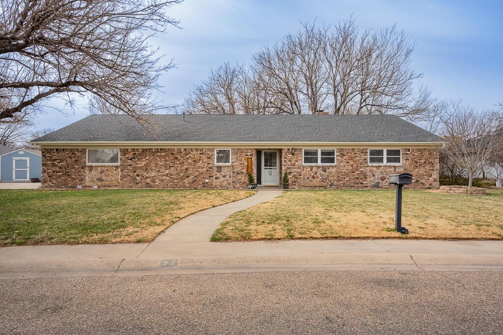 32 Village Drive — photo