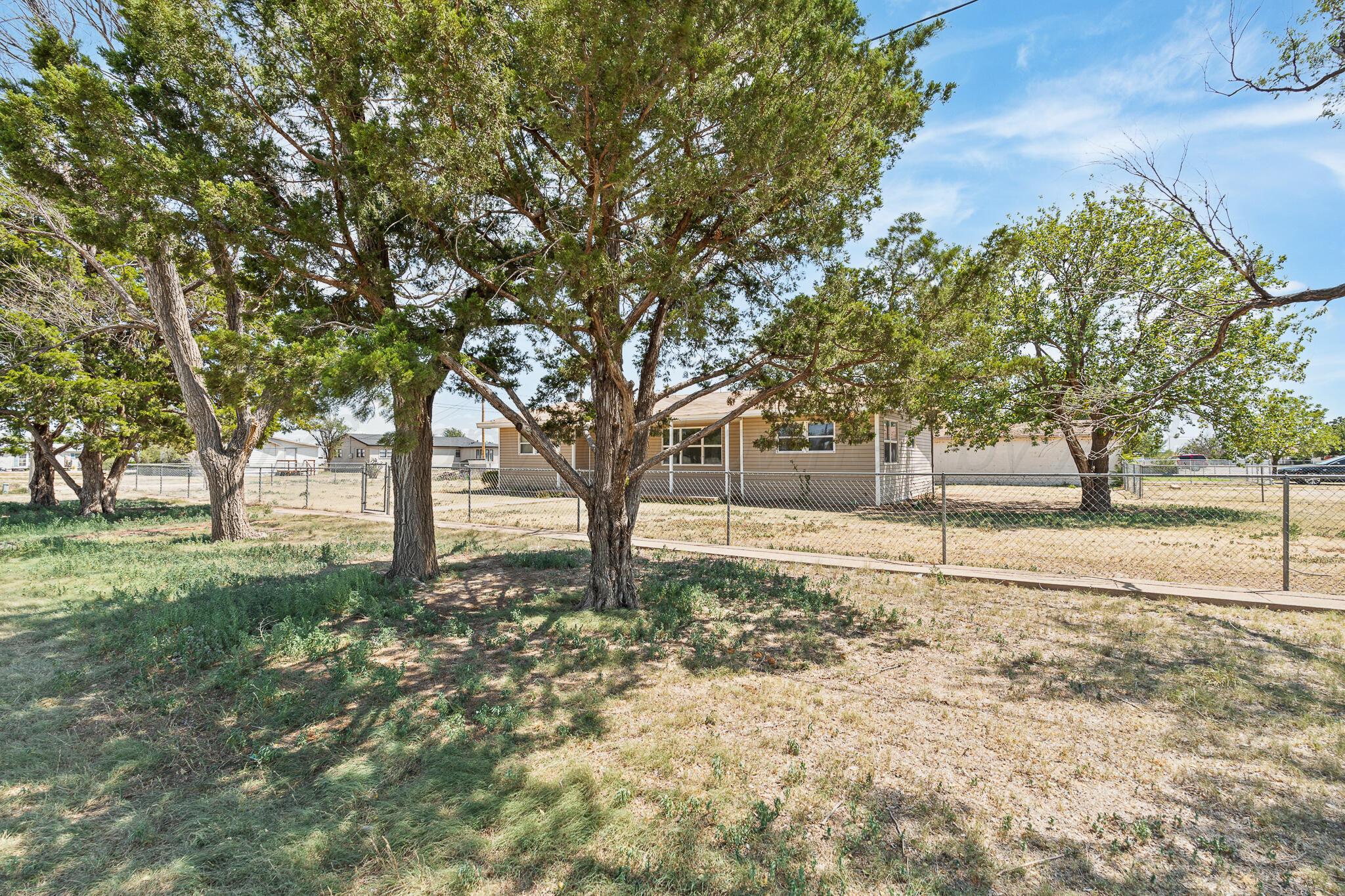 401 E 7th Street, Claude, TX 79019 — photo 3