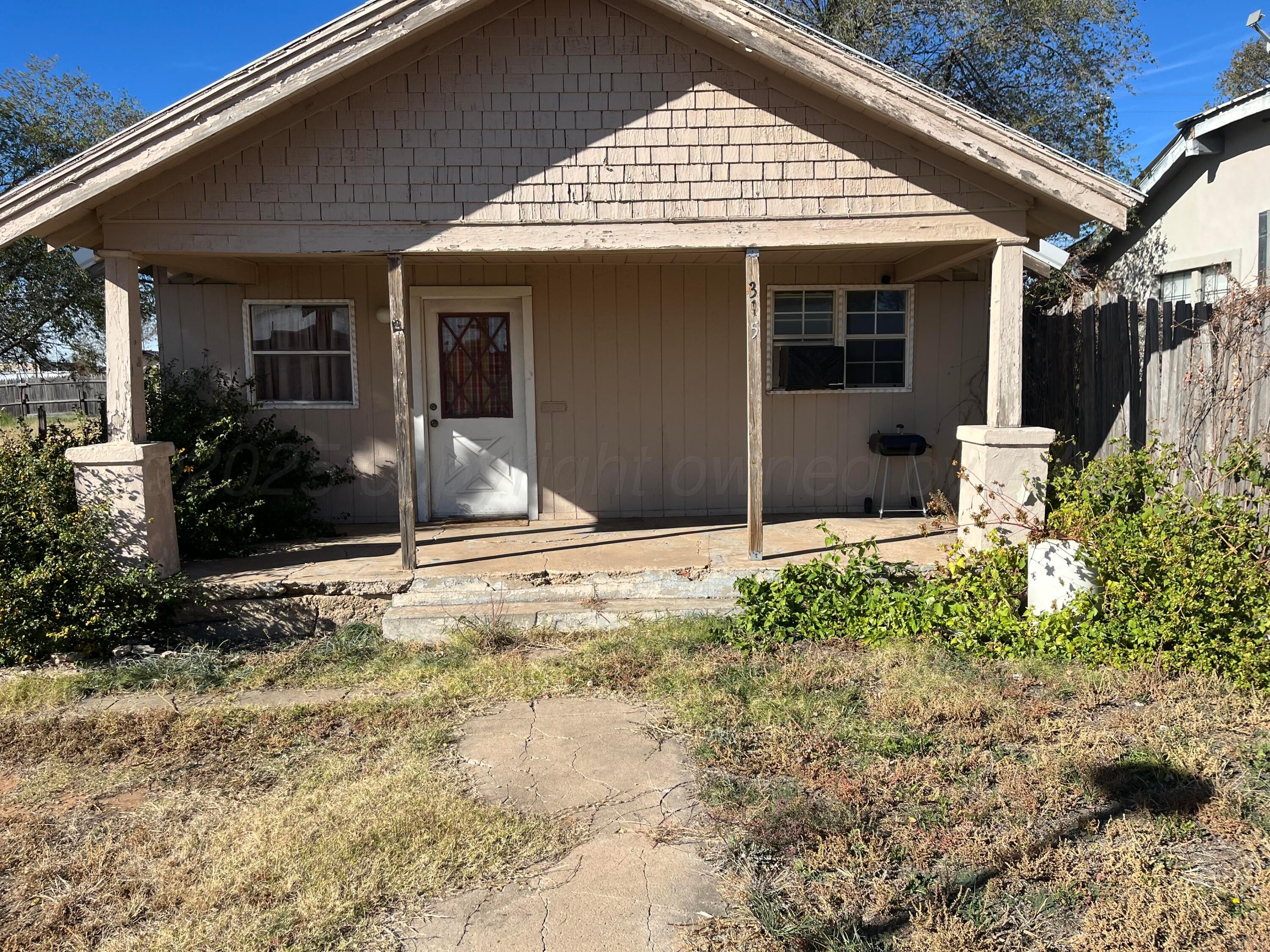 315 N Hedgecoke Street — photo