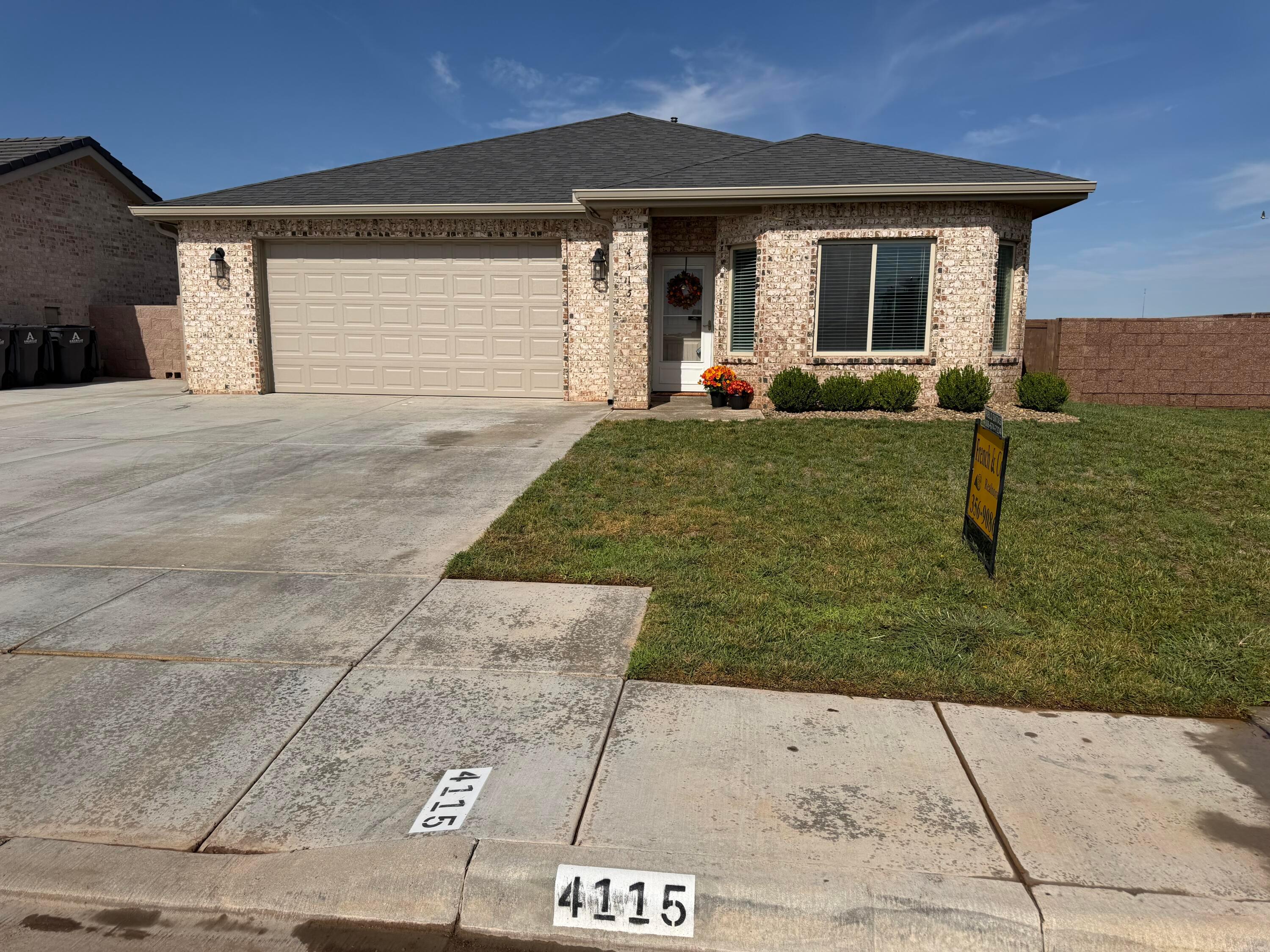 4115 Inez Way — photo